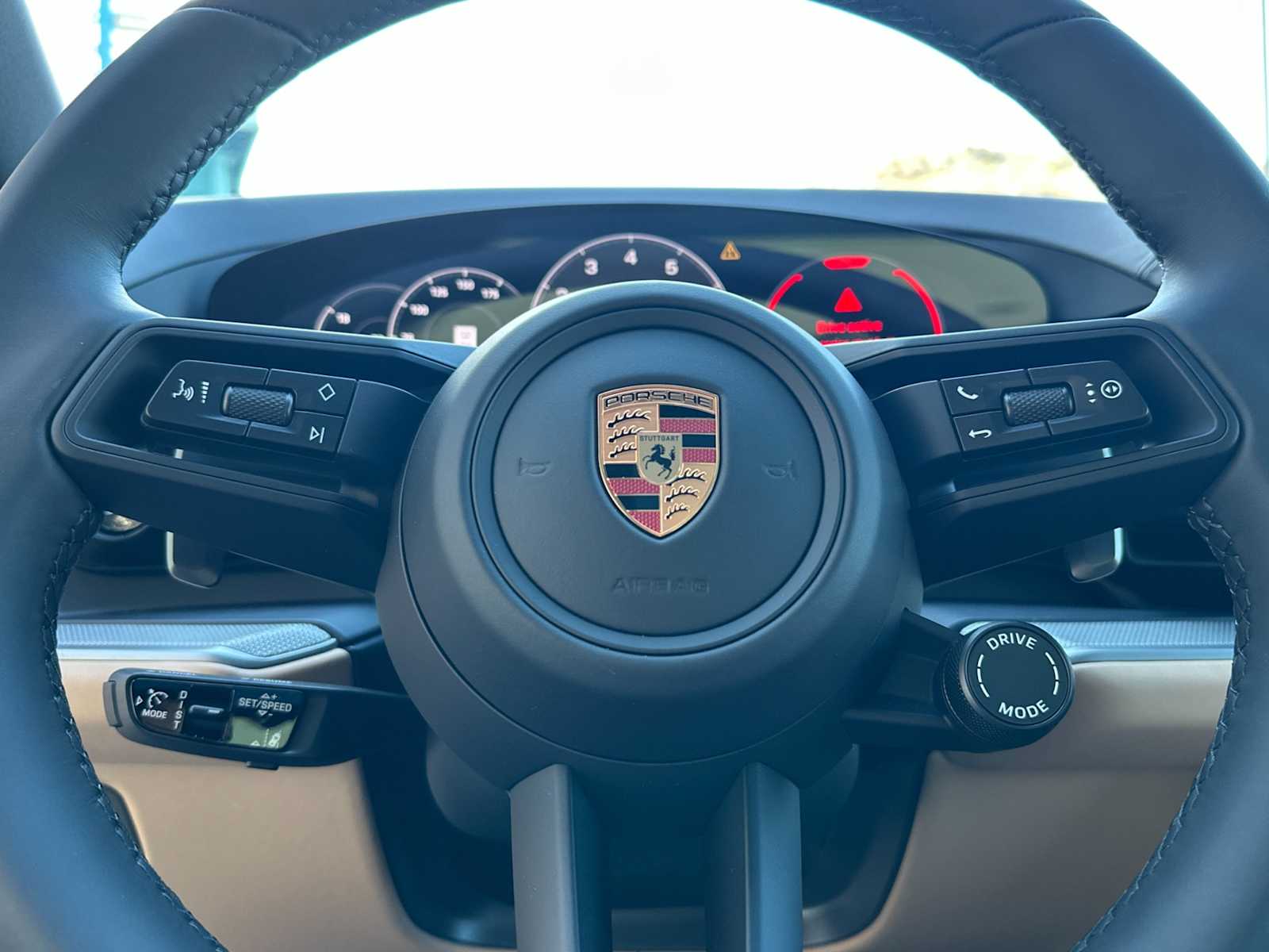 Thumbnail: 2026 Porsche Cayenne - 25