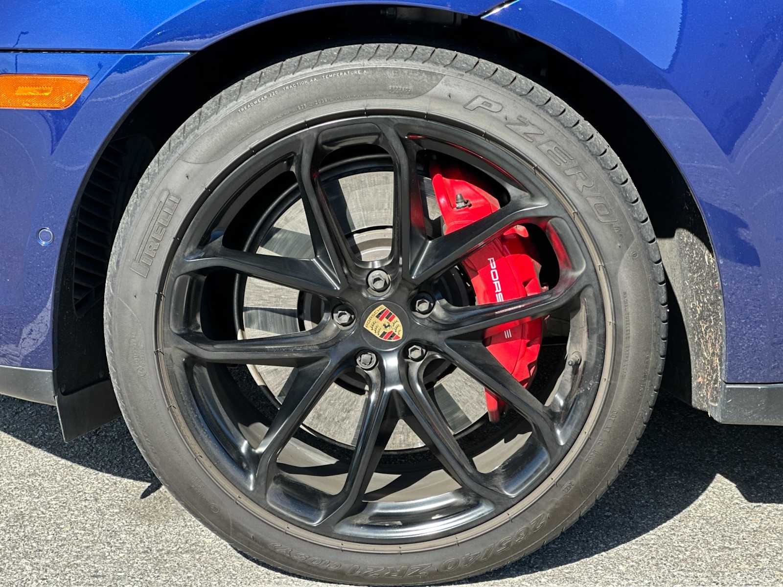 Thumbnail: 2023 Porsche Macan - 27