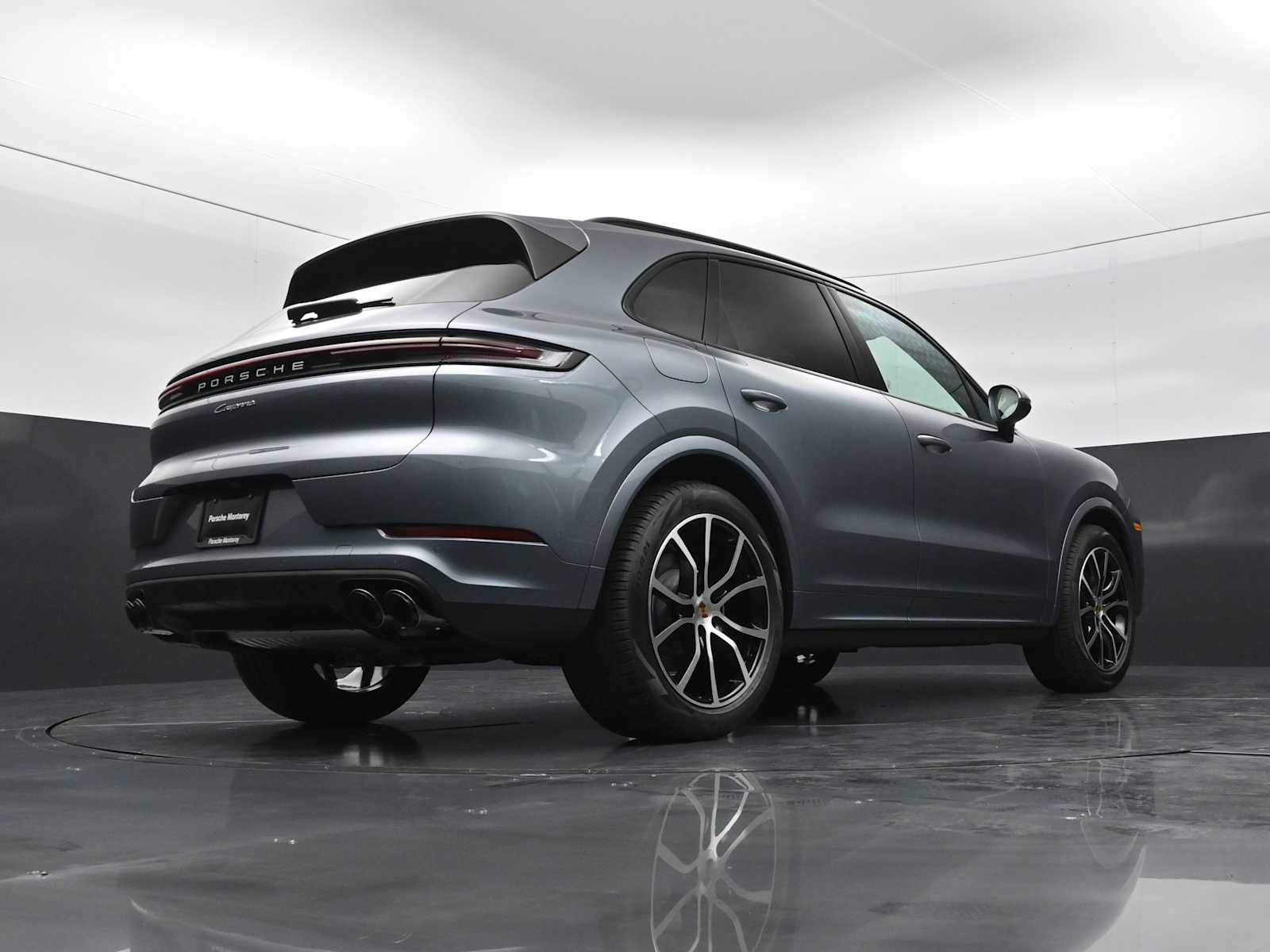 Thumbnail: 2026 Porsche Cayenne - 40