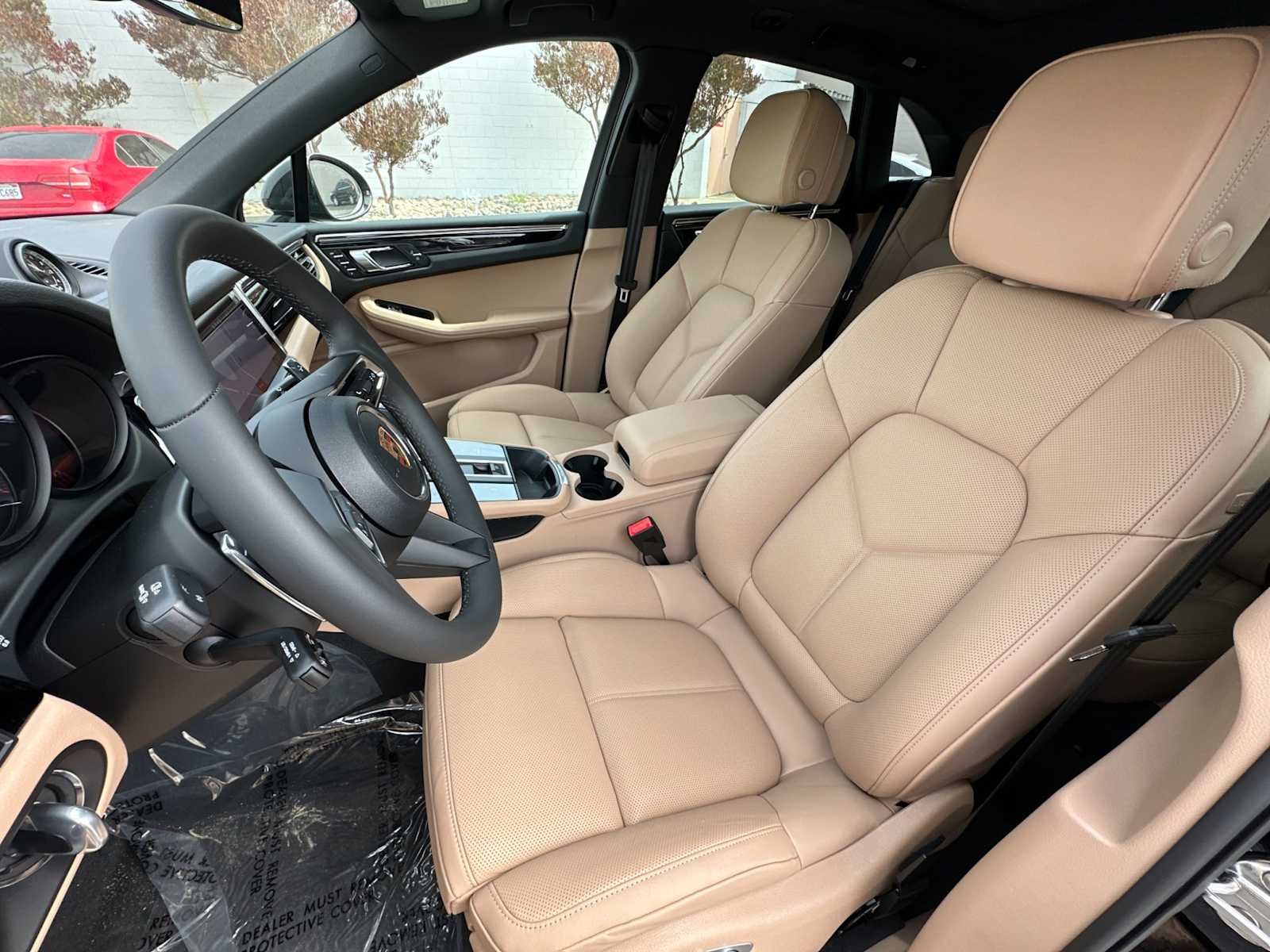 Thumbnail: 2026 Porsche Macan - 5