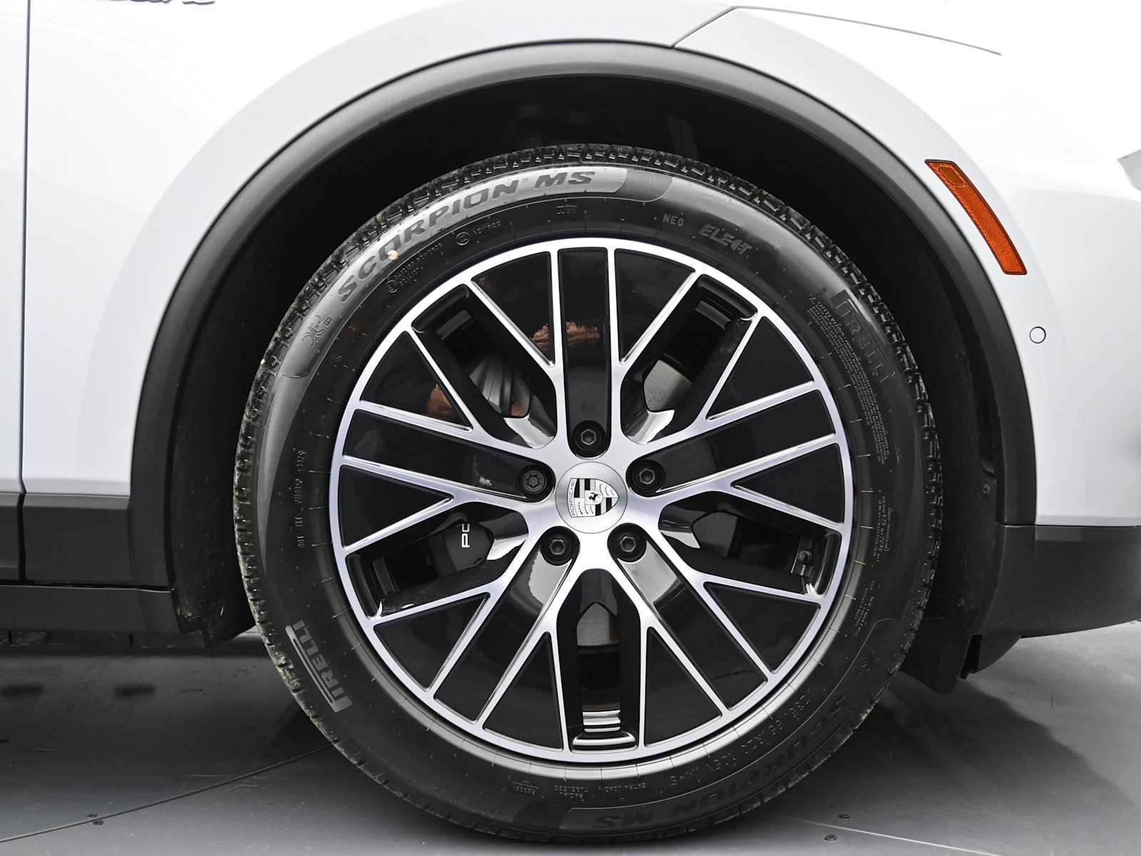 Thumbnail: 2026 Porsche Macan - 29