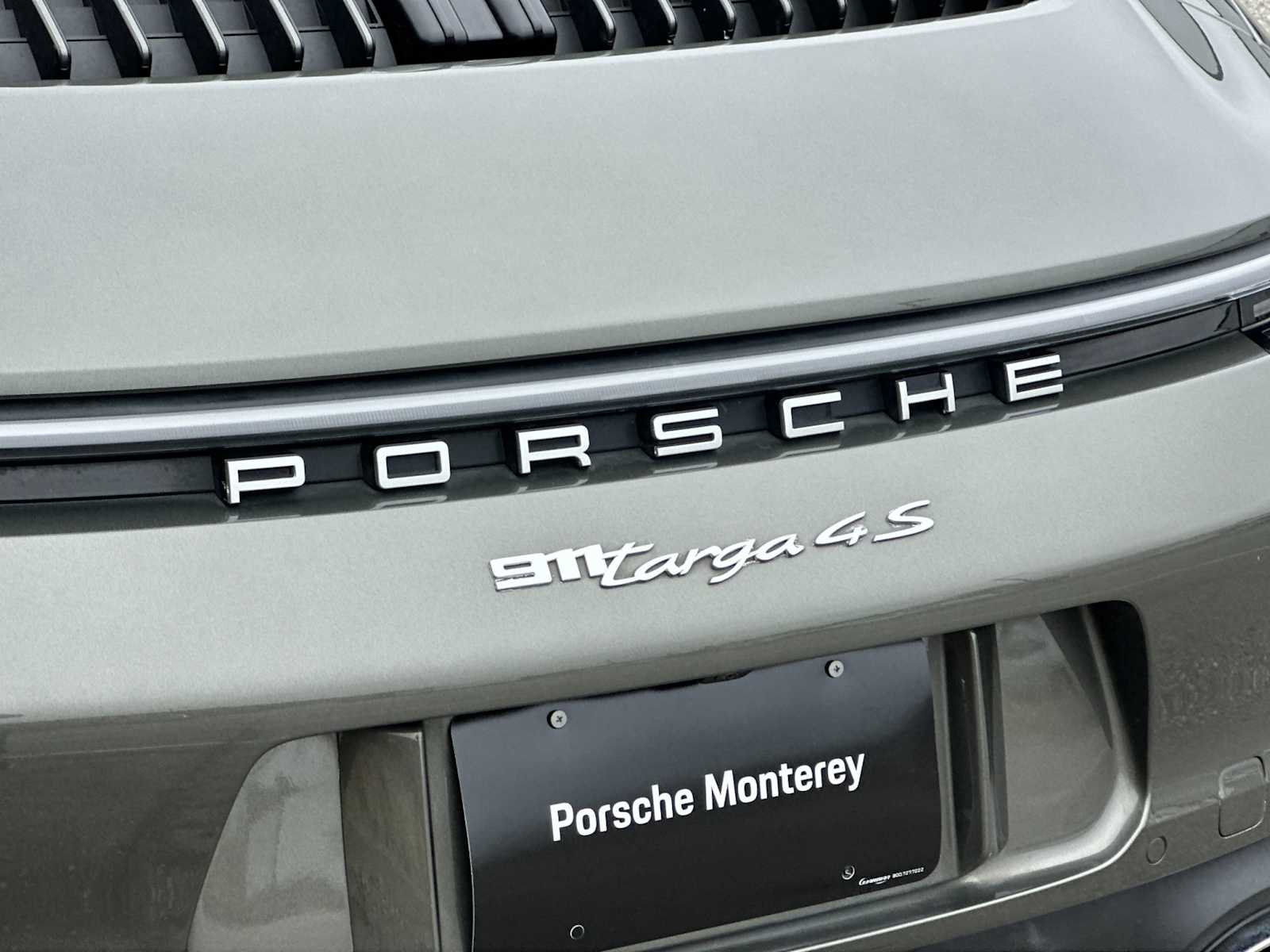 Thumbnail: 2022 Porsche 911 - 13
