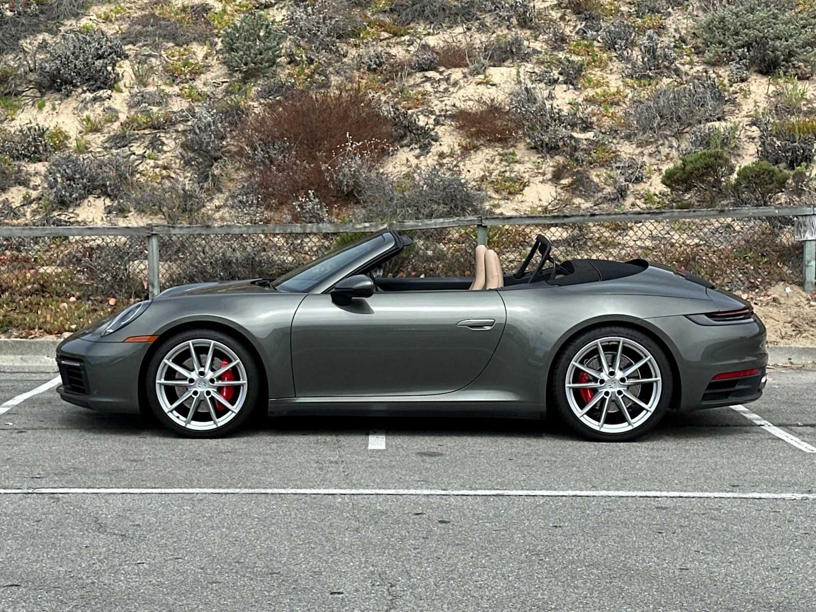 Thumbnail: 2020 Porsche 911 - 2