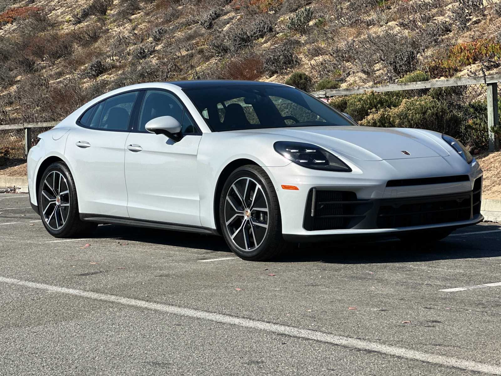 Thumbnail: 2024 Porsche Panamera - 10