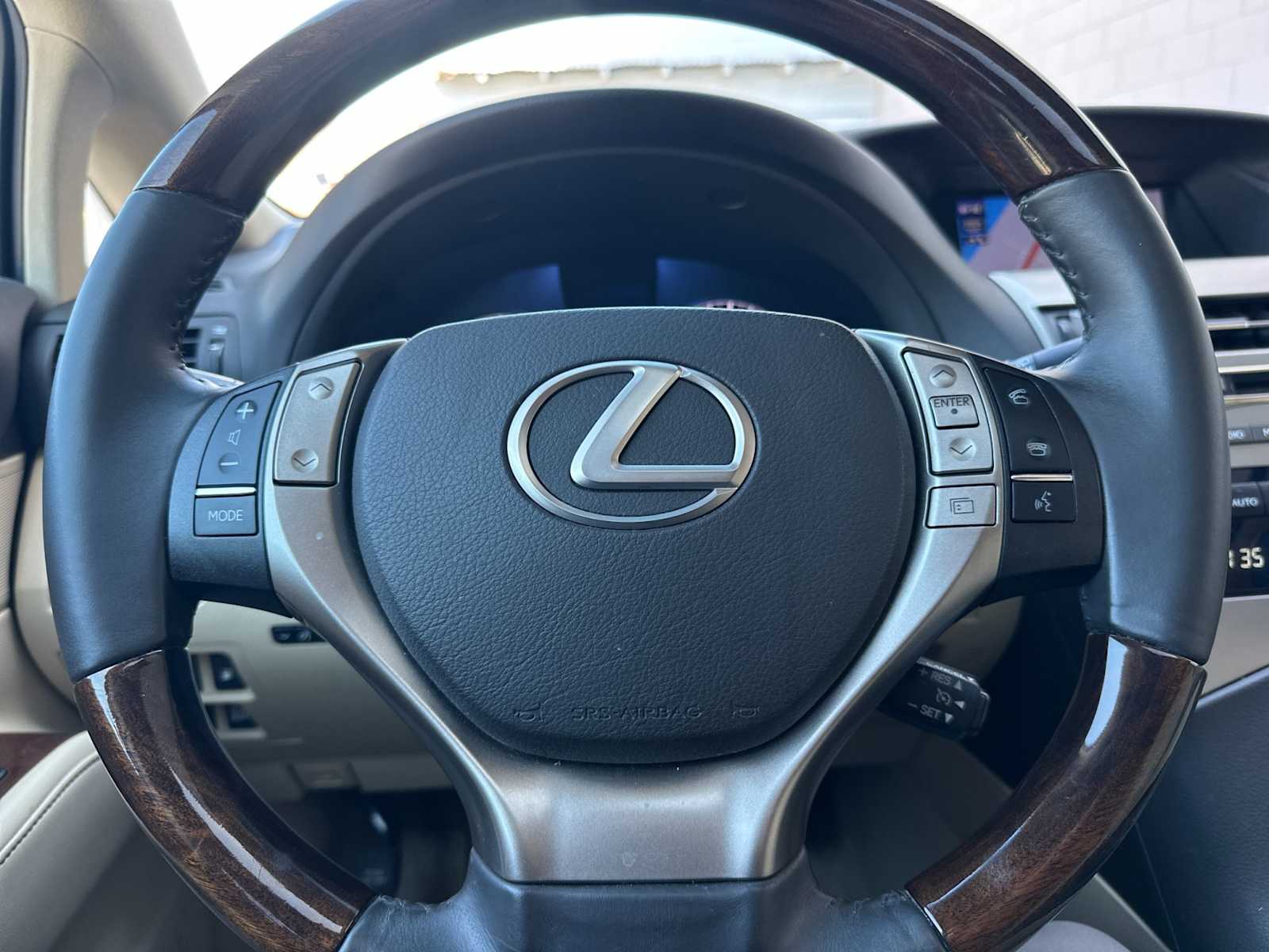 Thumbnail: 2015 Lexus RX - 24