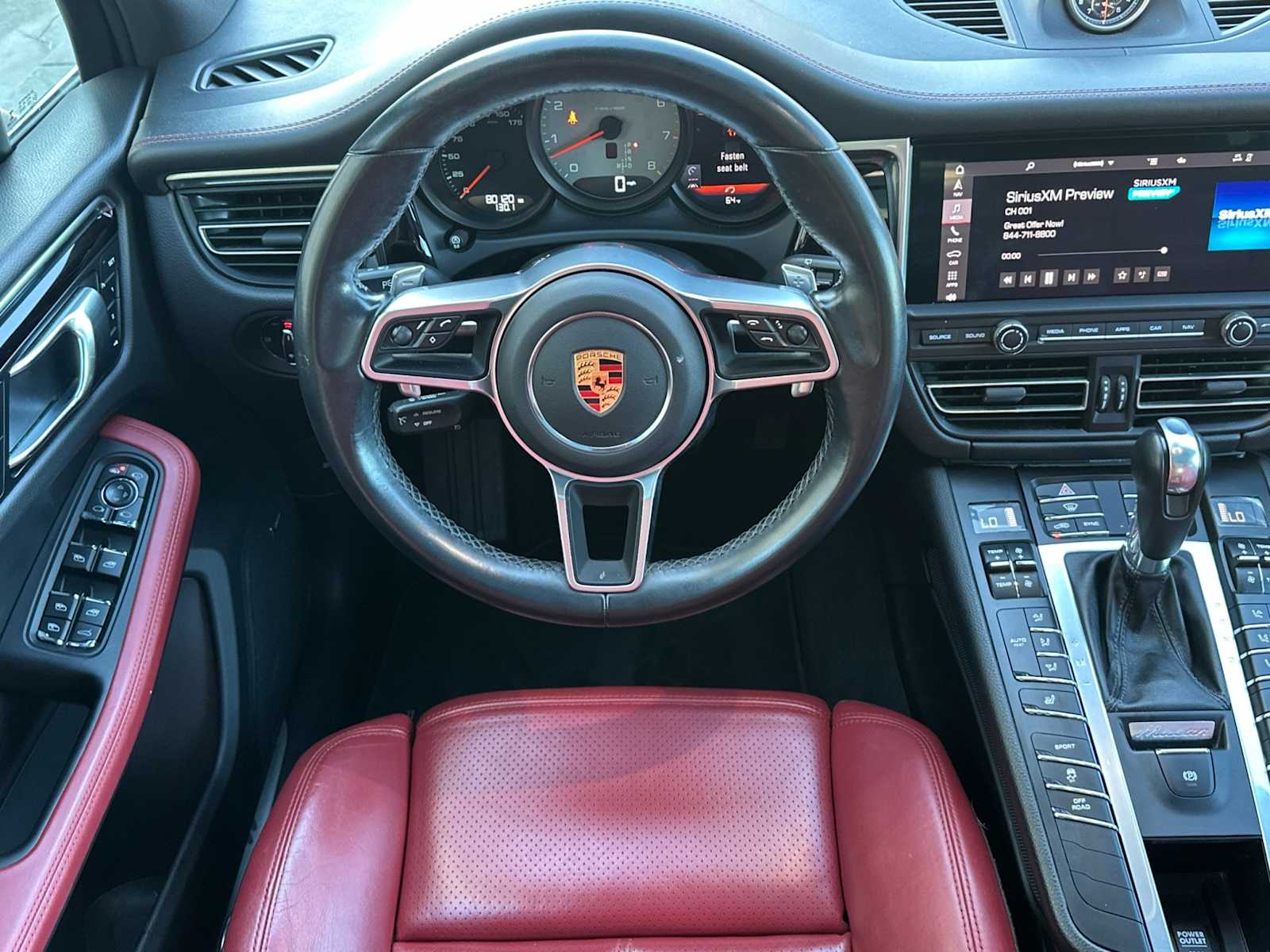 Thumbnail: 2021 Porsche Macan - 15