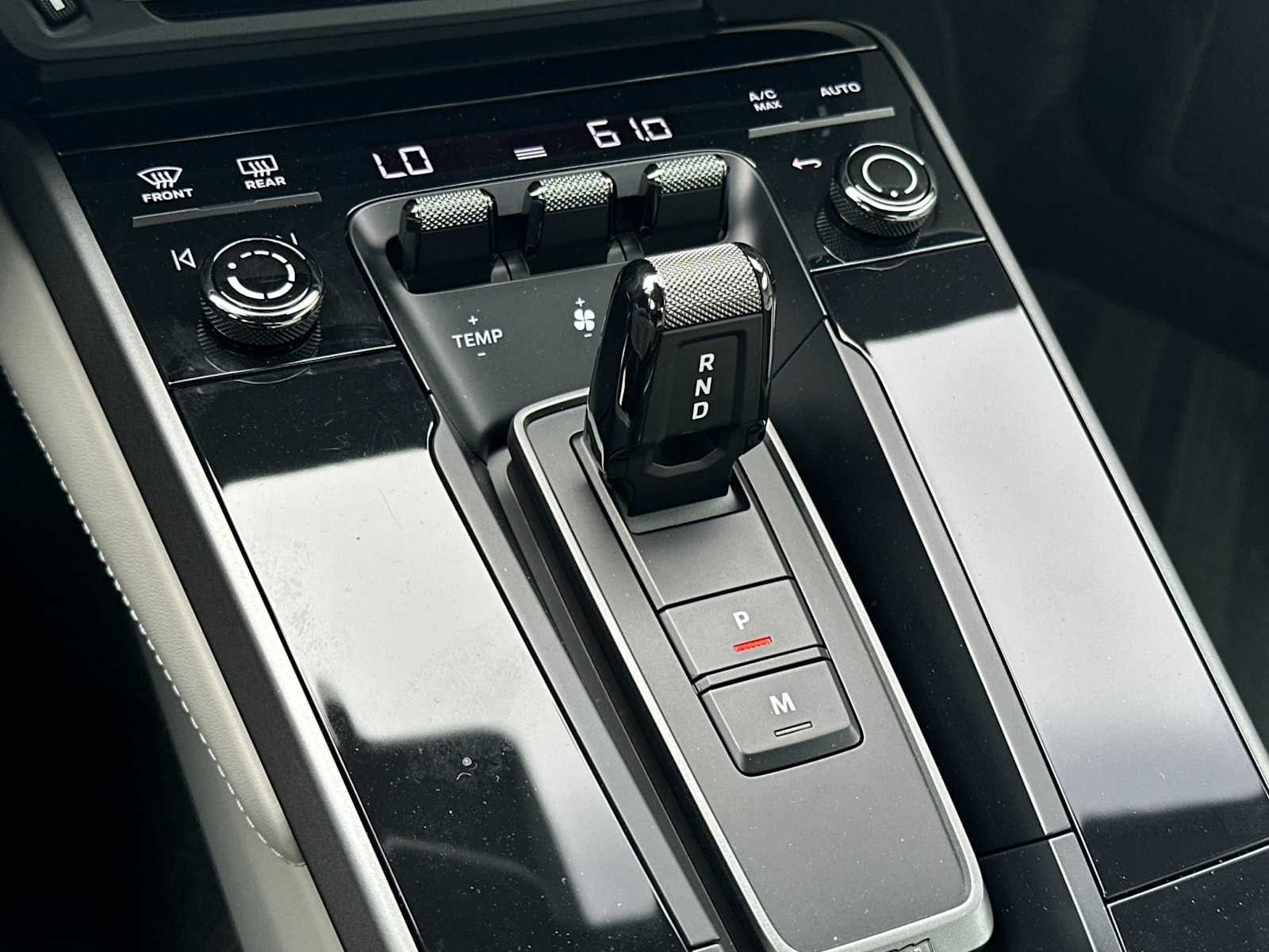 Thumbnail: 2024 Porsche 911 - 20