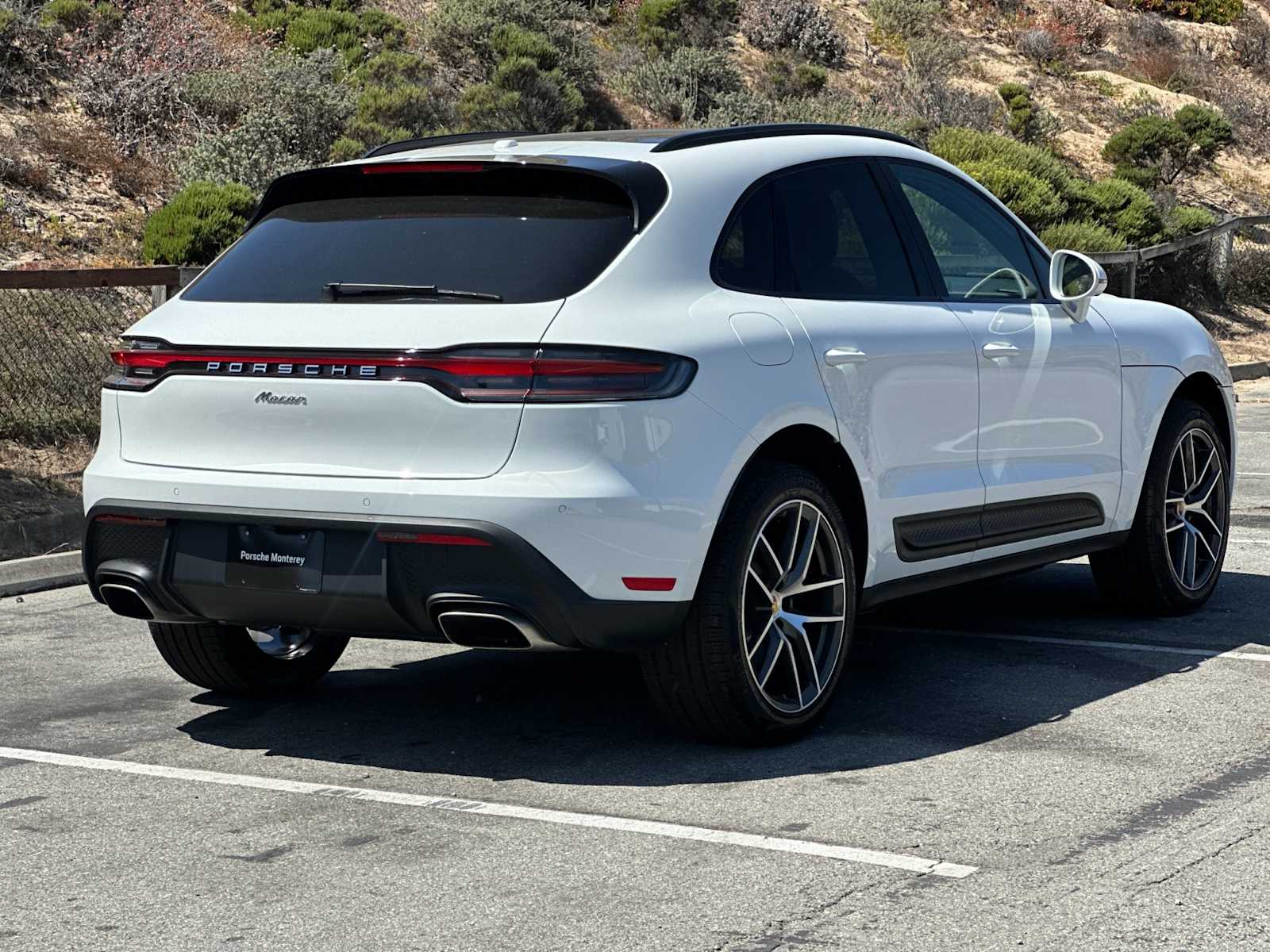 Thumbnail: 2024 Porsche Macan - 7