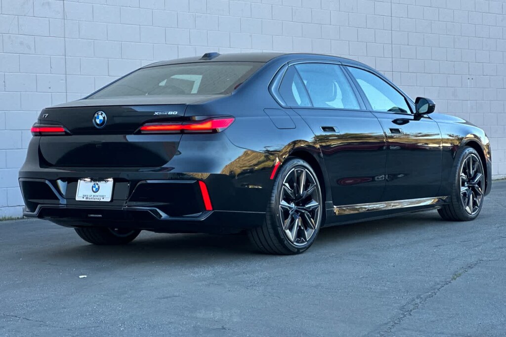 Used 2024 BMW i7 xDrive60 Sedan