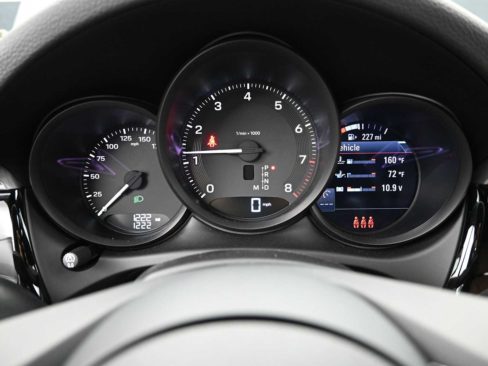 Thumbnail: 2025 Porsche Macan - 10