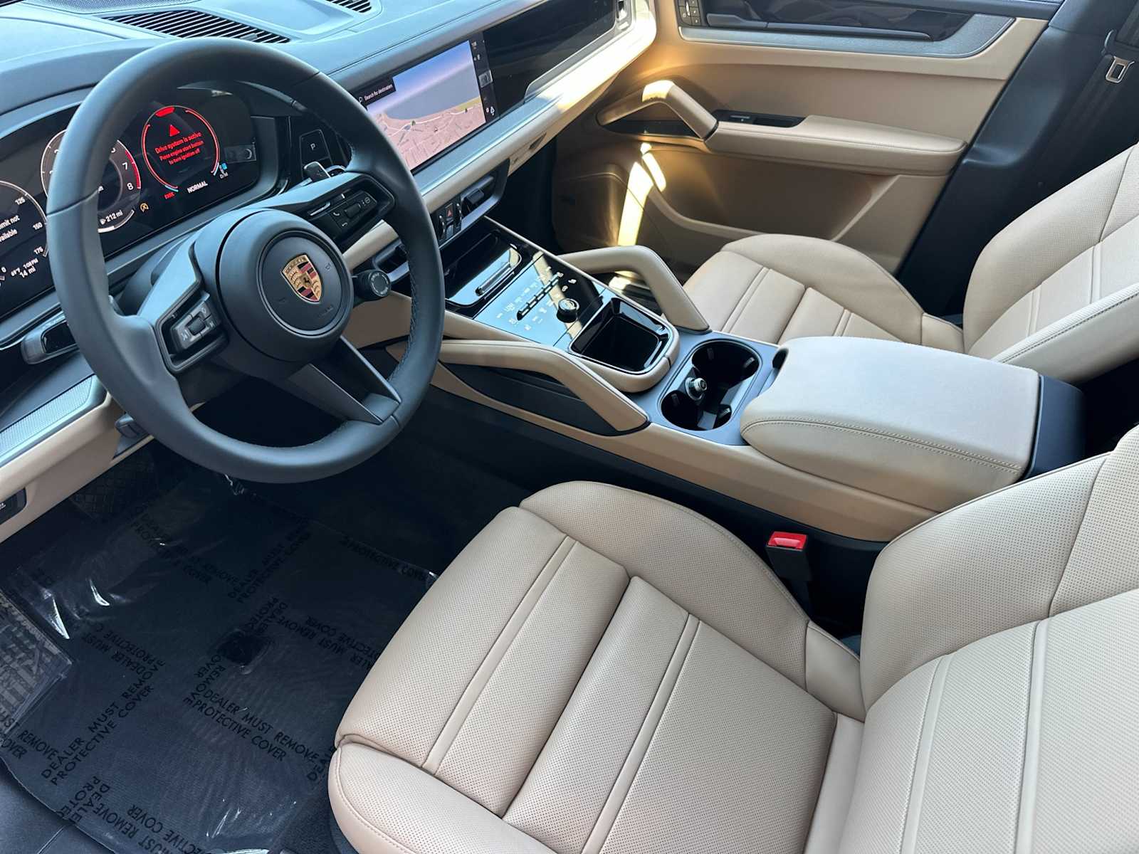 2025 Porsche Cayenne photo 4