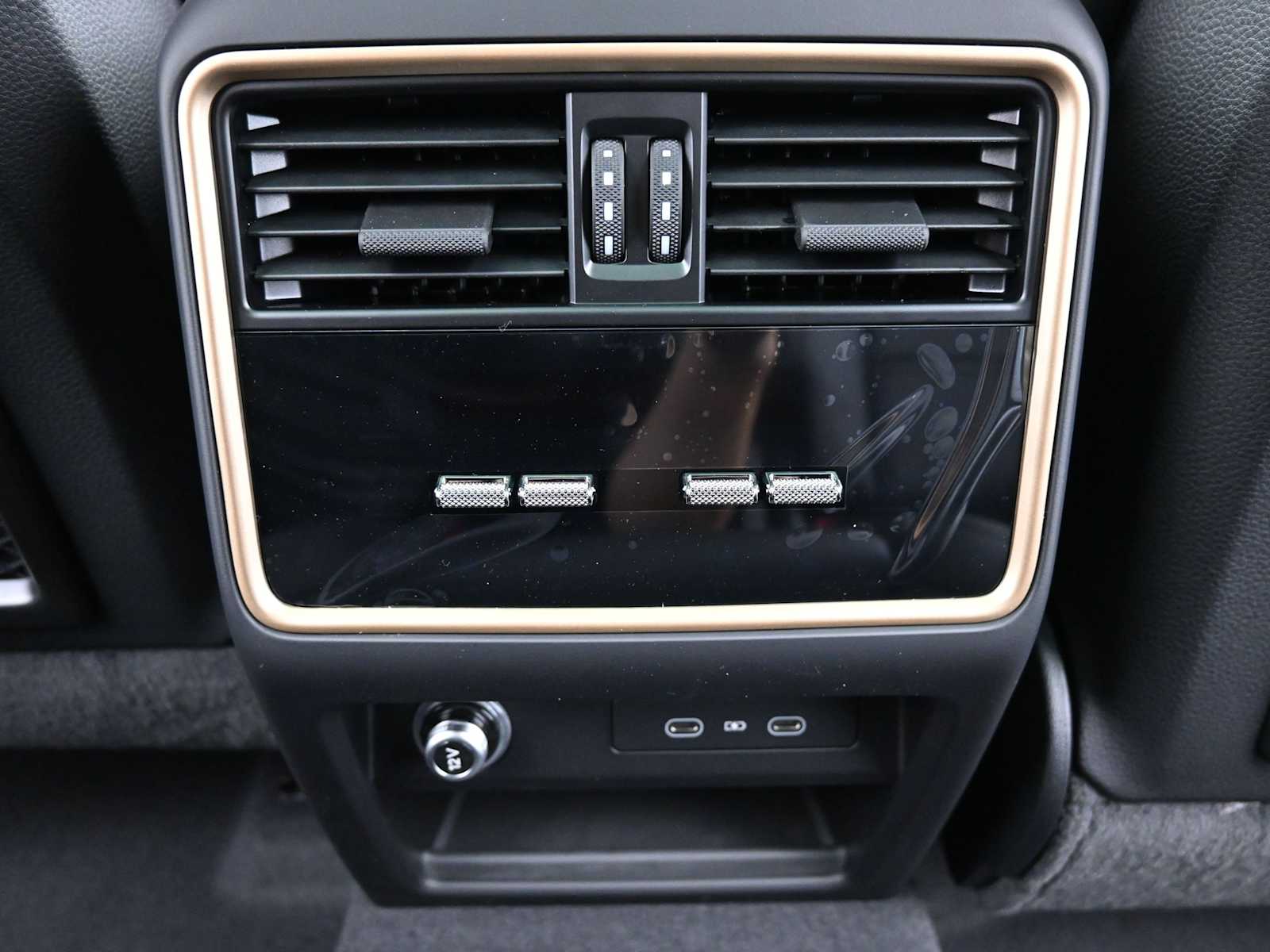 Thumbnail: 2026 Porsche Cayenne - 19