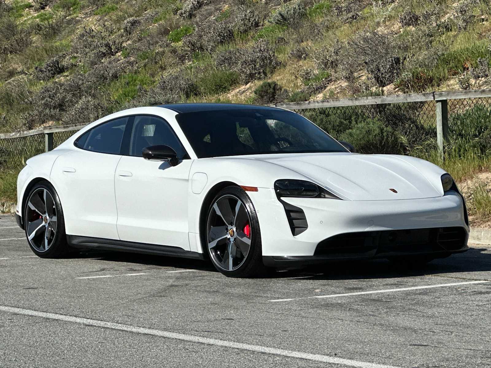 Thumbnail: 2024 Porsche Taycan - 10