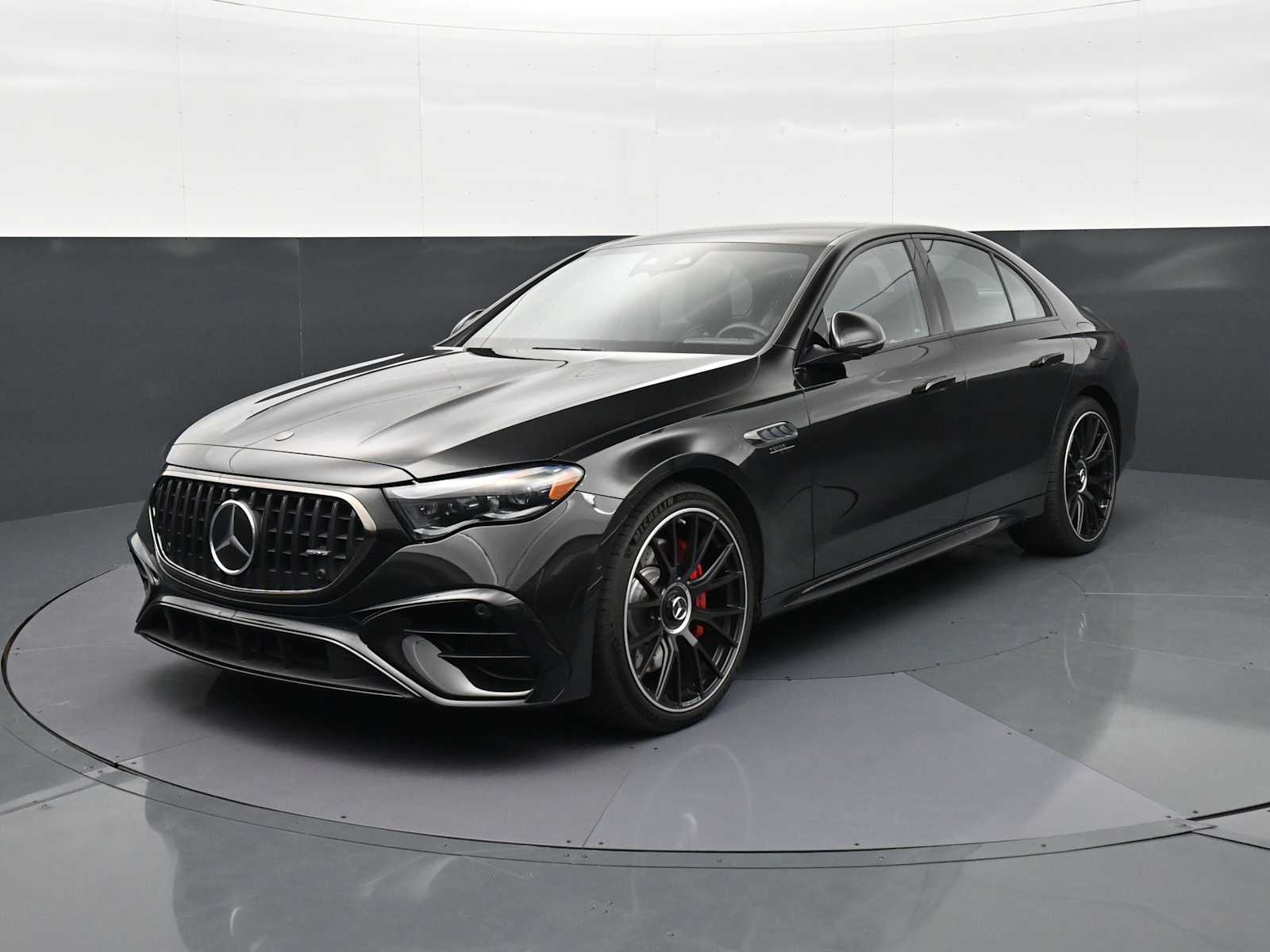 Thumbnail: 2025 Mercedes-Benz E-Class - 1