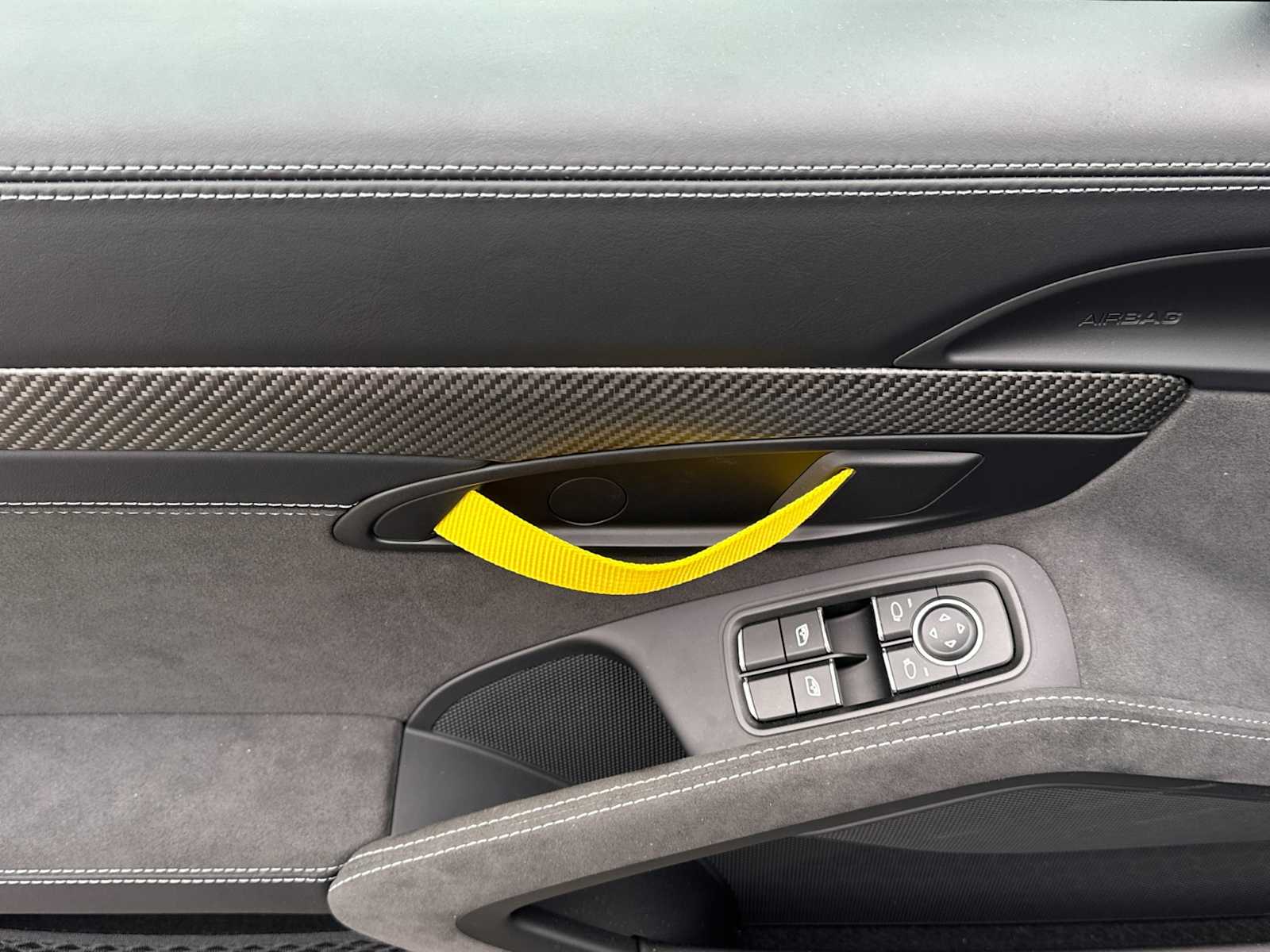 Thumbnail: 2025 Porsche  - 11