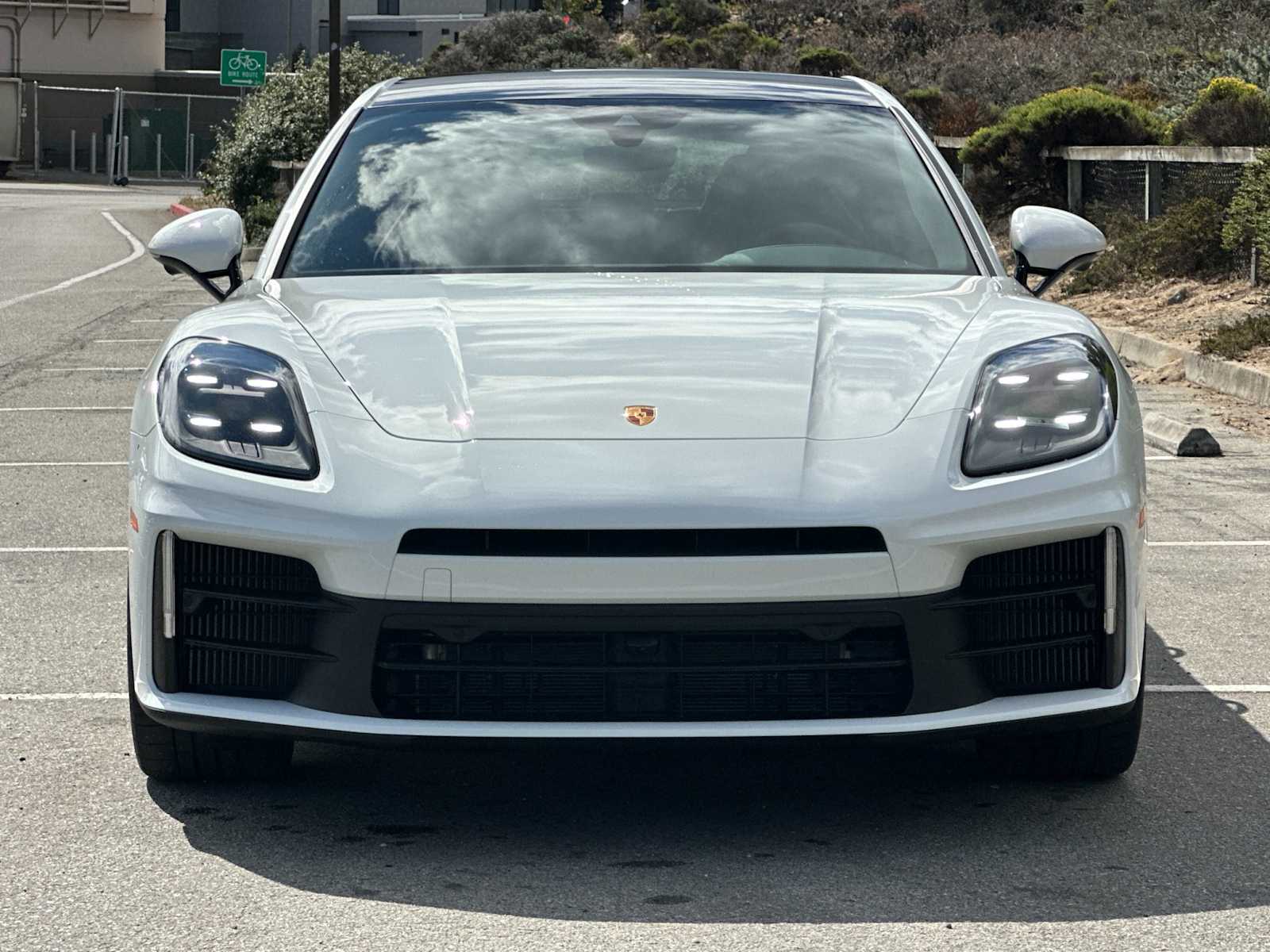 Thumbnail: 2025 Porsche Panamera - 9