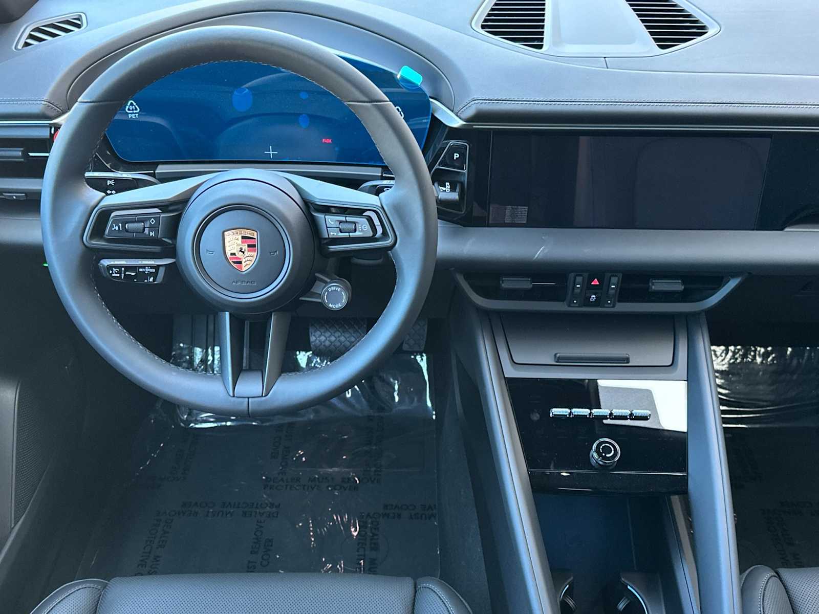Thumbnail: 2025 Porsche Macan - 15
