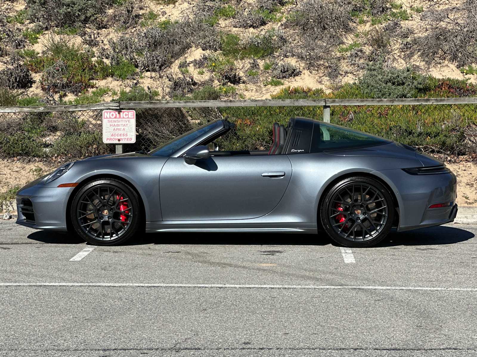 Thumbnail: 2026 Porsche 911 - 2