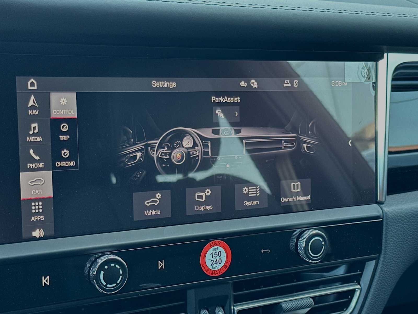 Thumbnail: 2024 Porsche Macan - 22