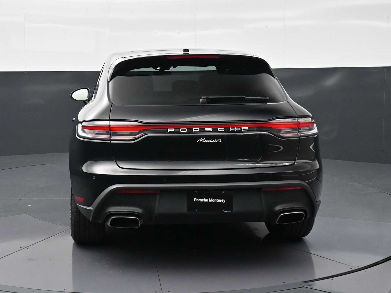Thumbnail: 2024 Porsche Macan - 22