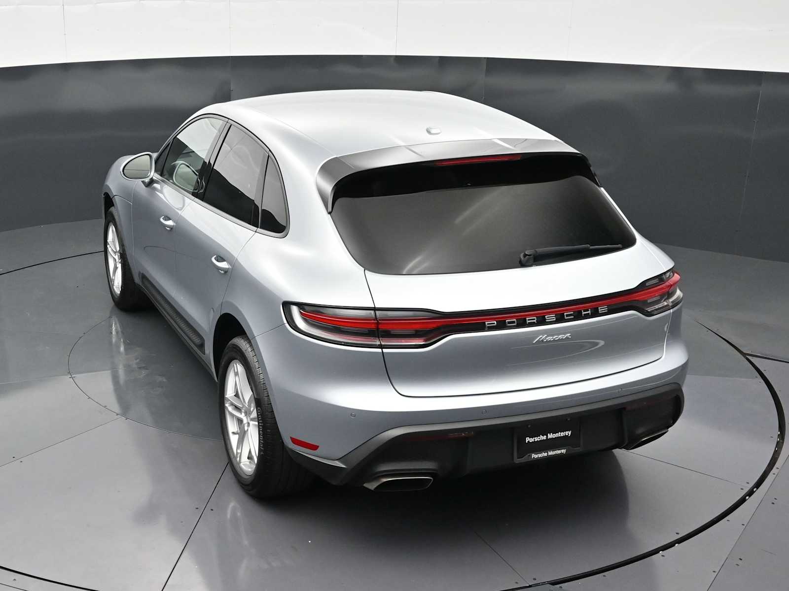 2025 Porsche Macan Base - Photo 30