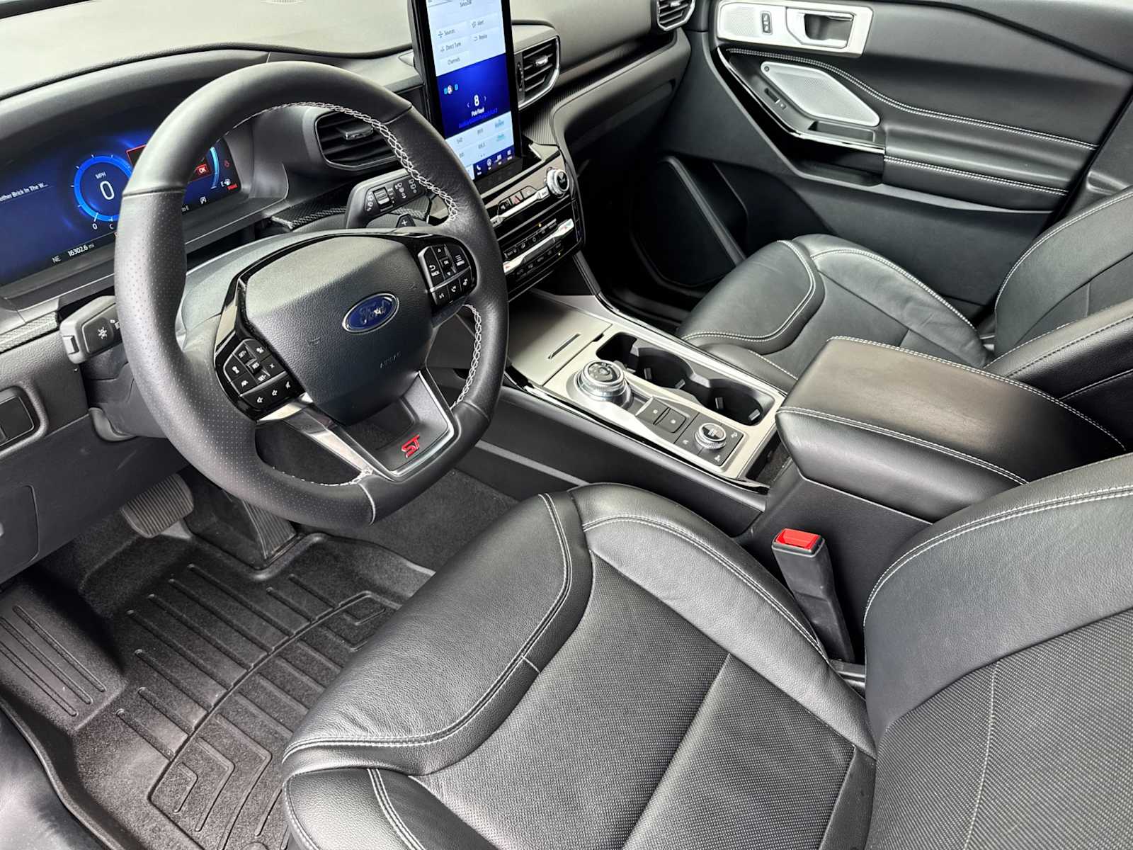 Thumbnail: 2023 Ford Explorer - 4