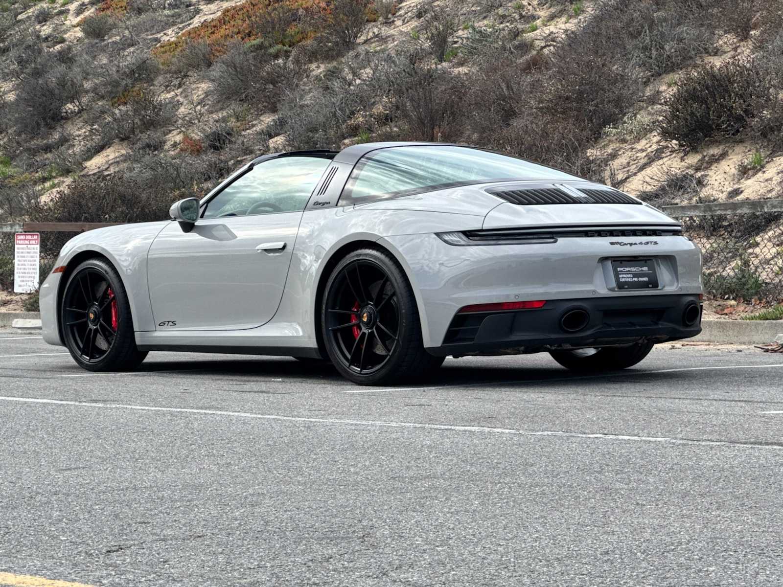2023 Porsche 911 4 GTS photo 3