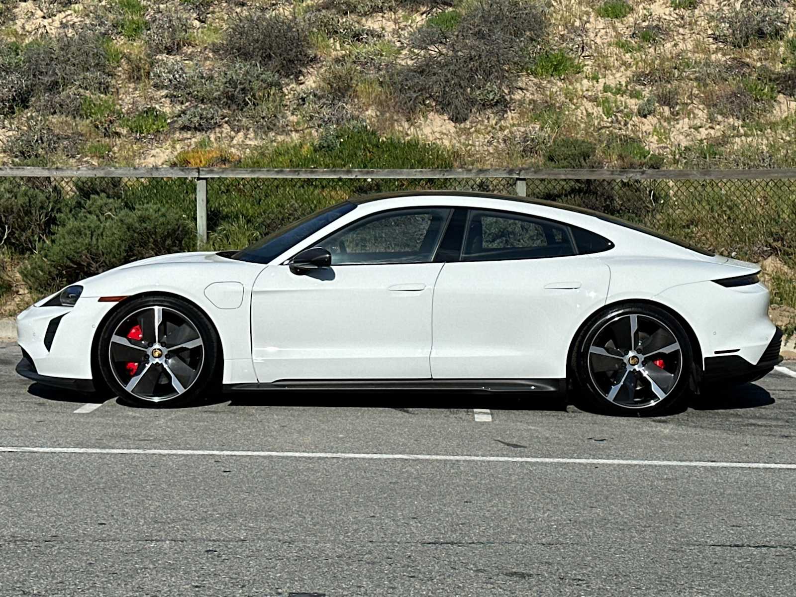 Thumbnail: 2024 Porsche Taycan - 2