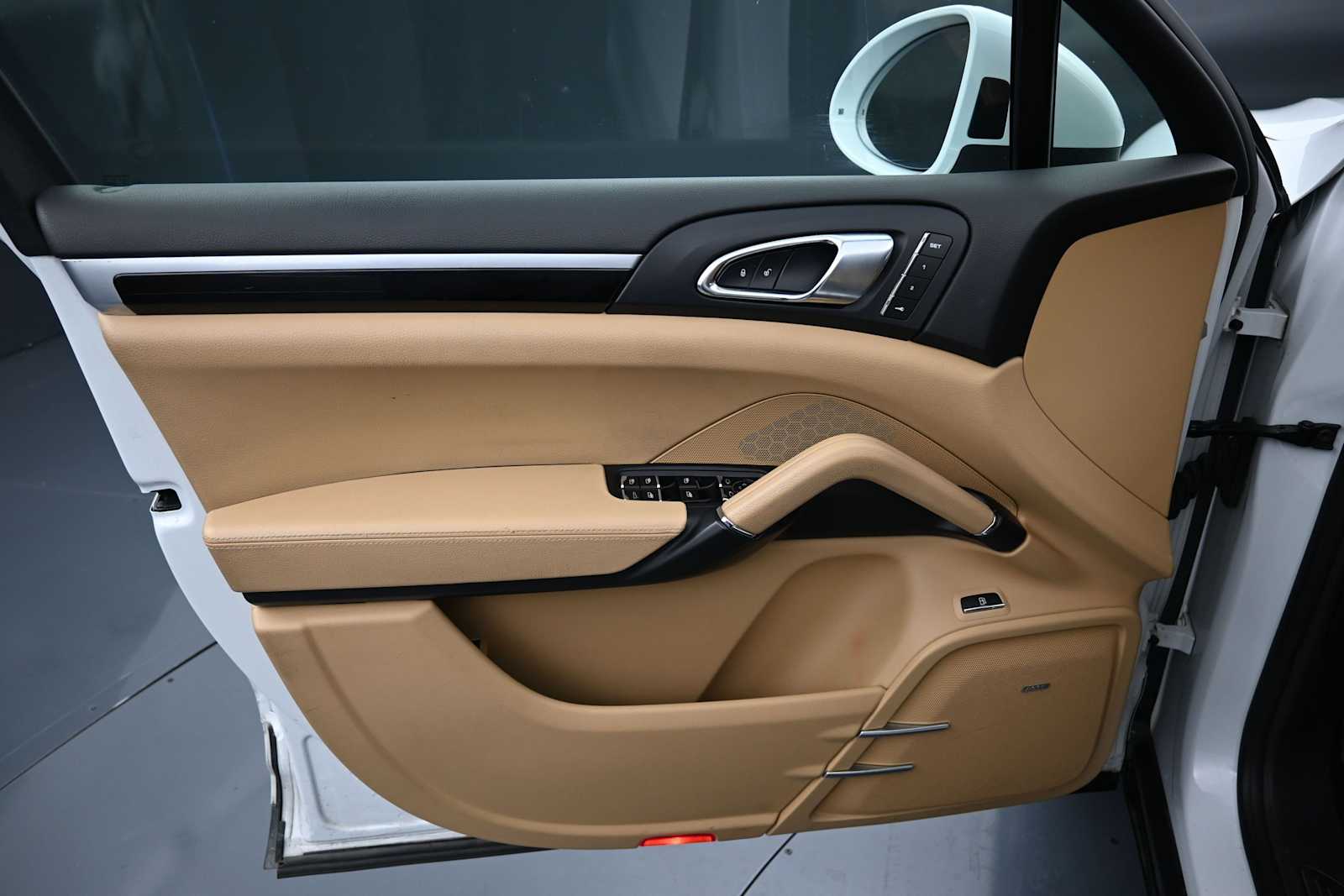 Thumbnail: 2015 Porsche Cayenne - 7