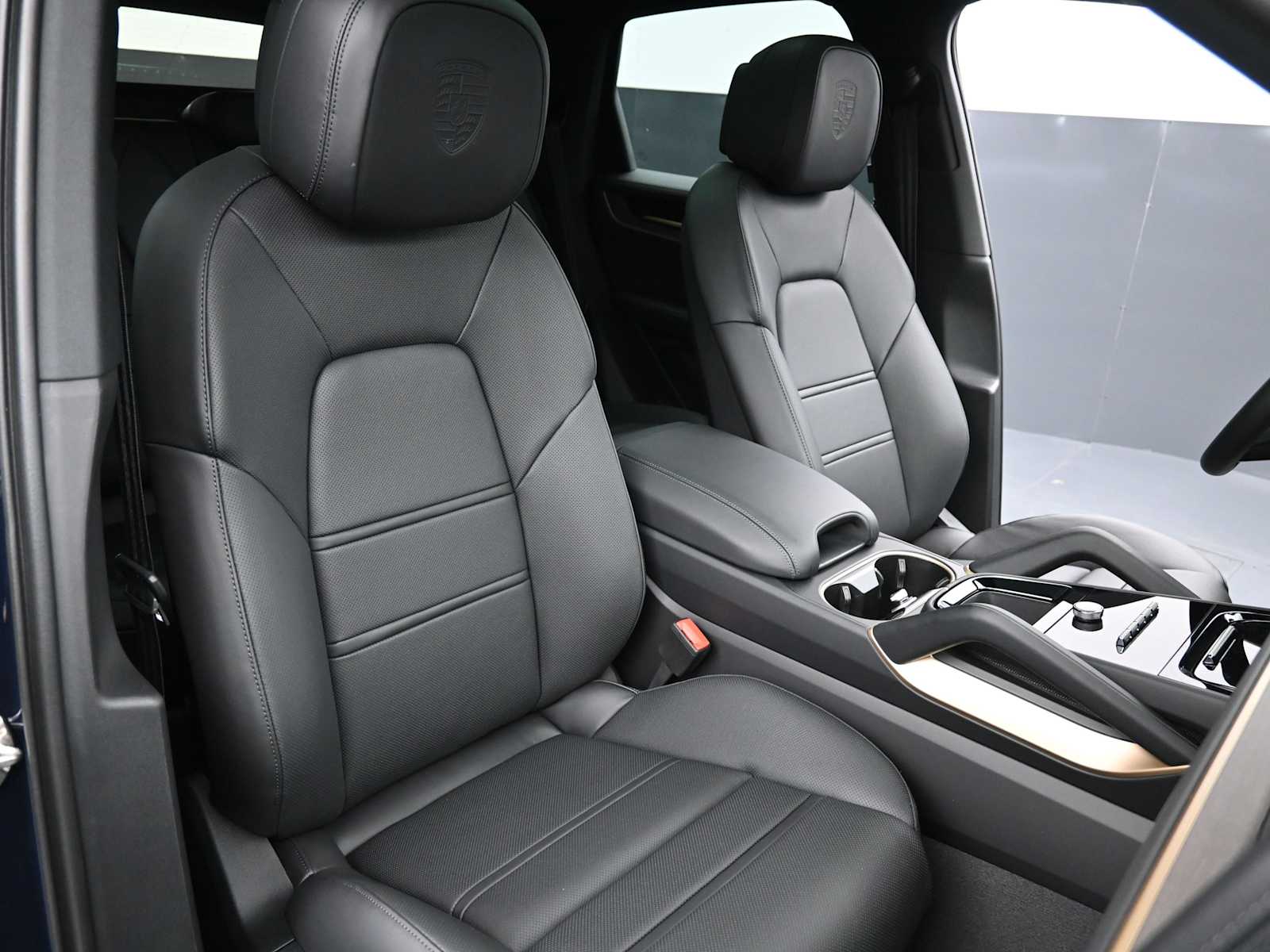 Thumbnail: 2026 Porsche Cayenne - 24