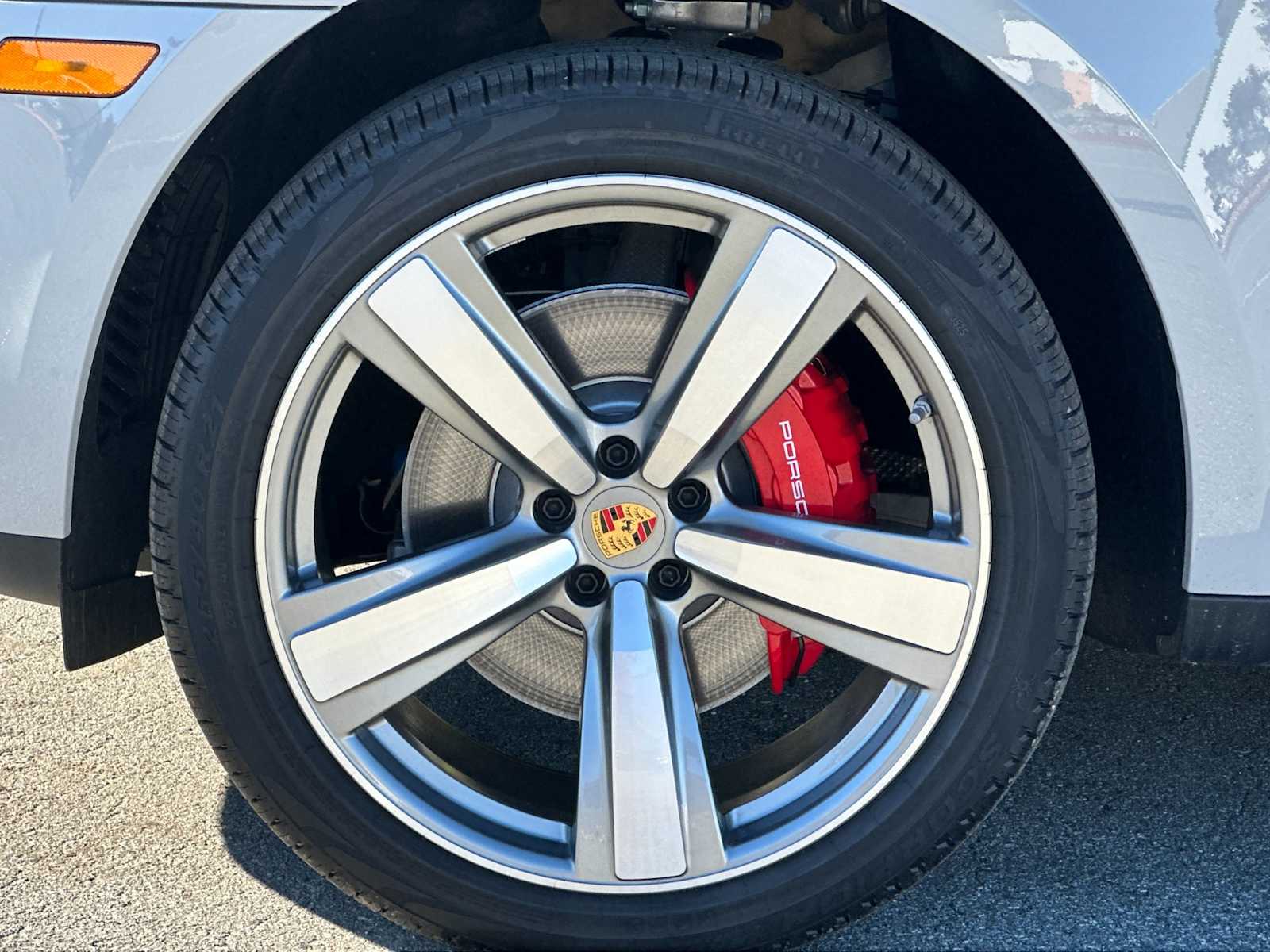 Thumbnail: 2026 Porsche Macan - 28