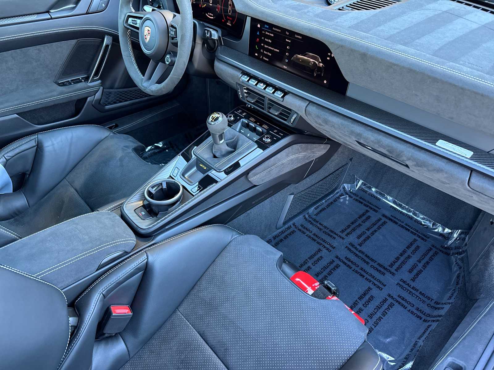 Thumbnail: 2026 Porsche 911 - 15