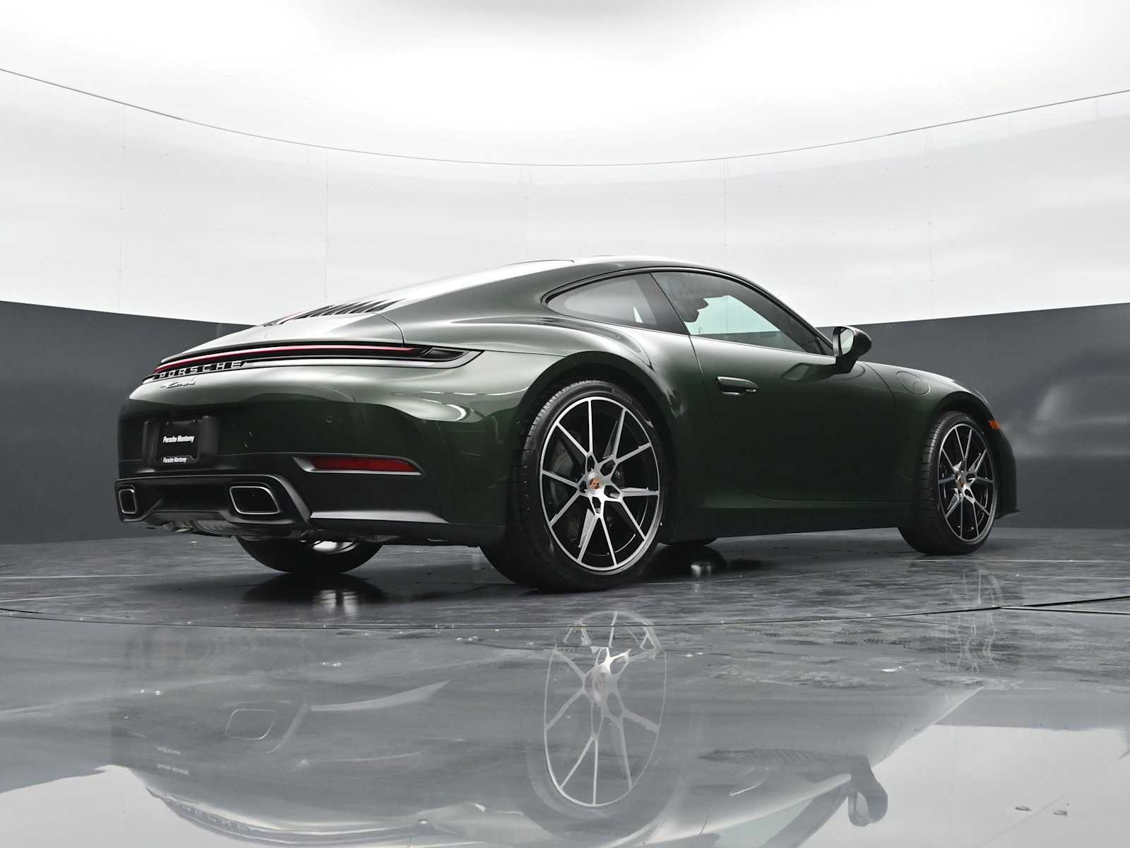 Thumbnail: 2026 Porsche 911 - 38
