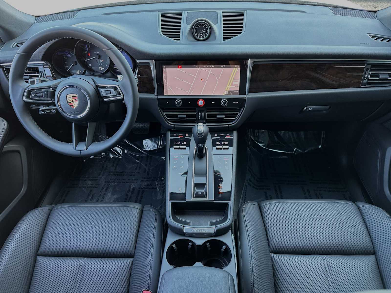 Thumbnail: 2024 Porsche Macan - 6