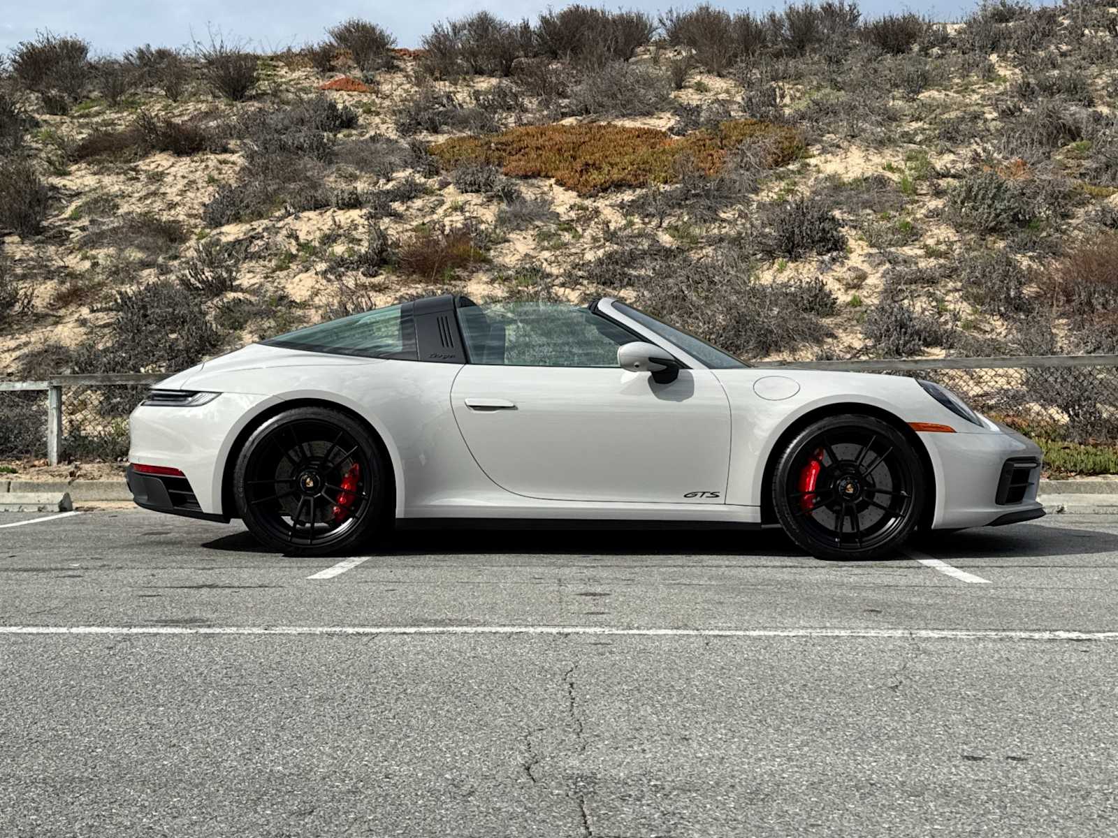 Thumbnail: 2023 Porsche 911 - 9