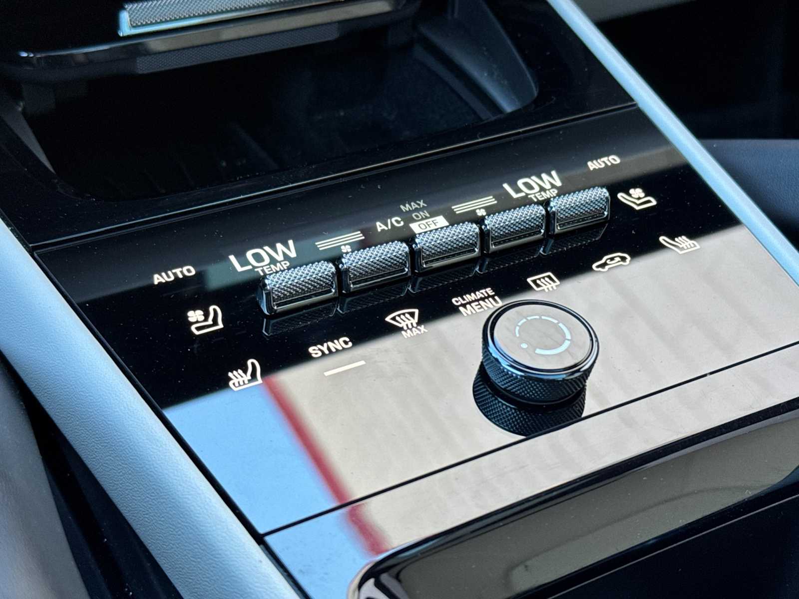 Thumbnail: 2025 Porsche  - 22