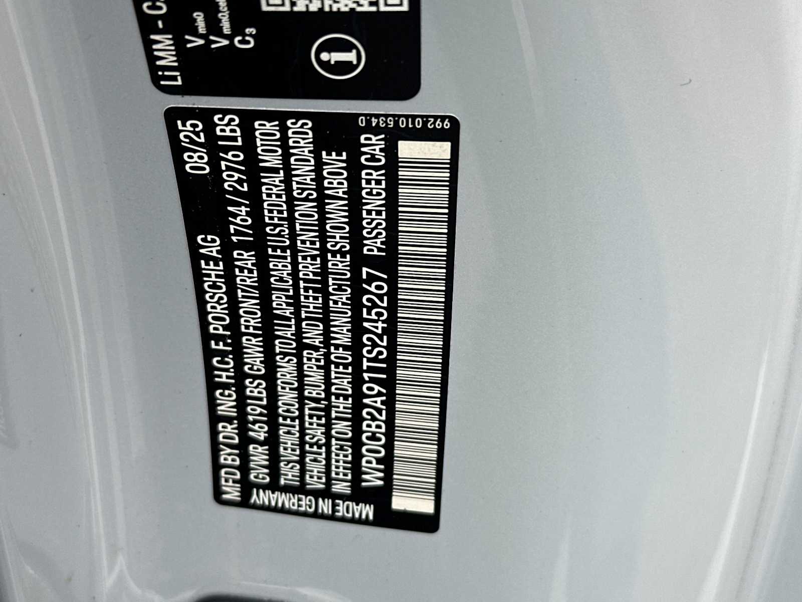 Thumbnail: 2026 Porsche 911 - 30