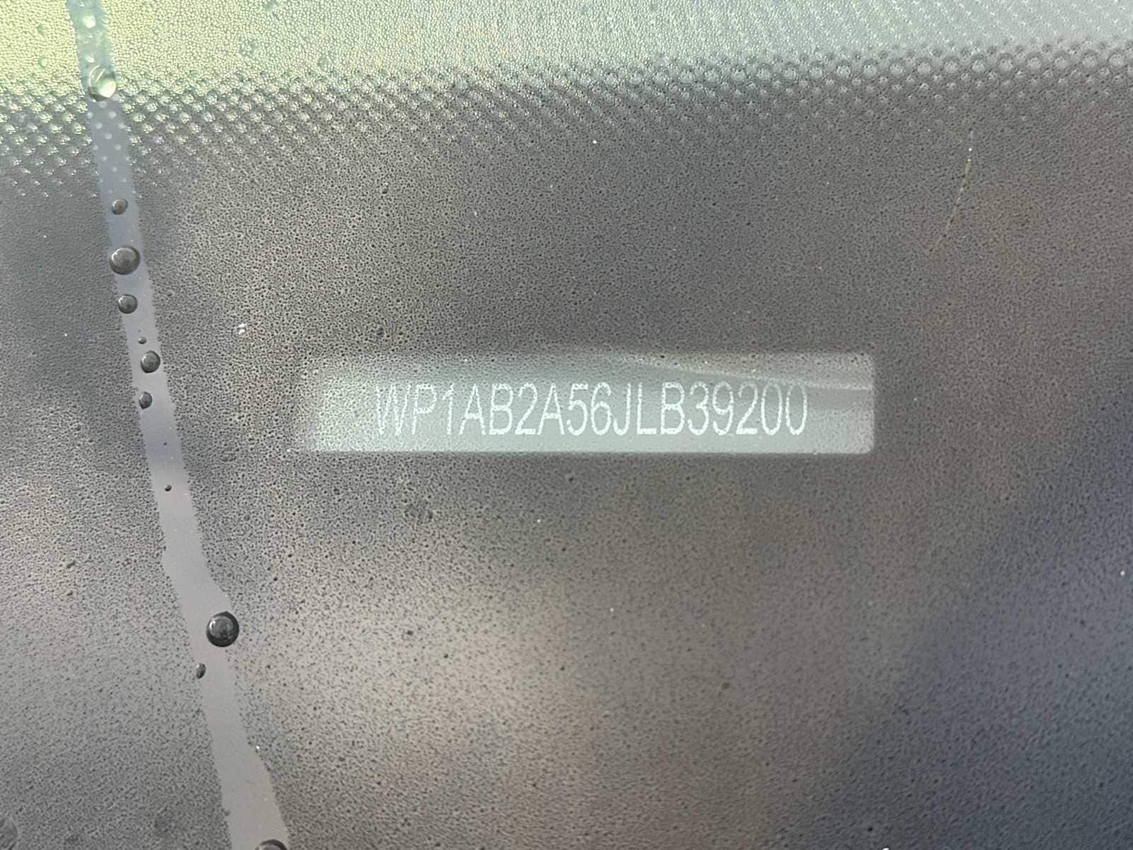 Thumbnail: 2018 Porsche Macan - 30