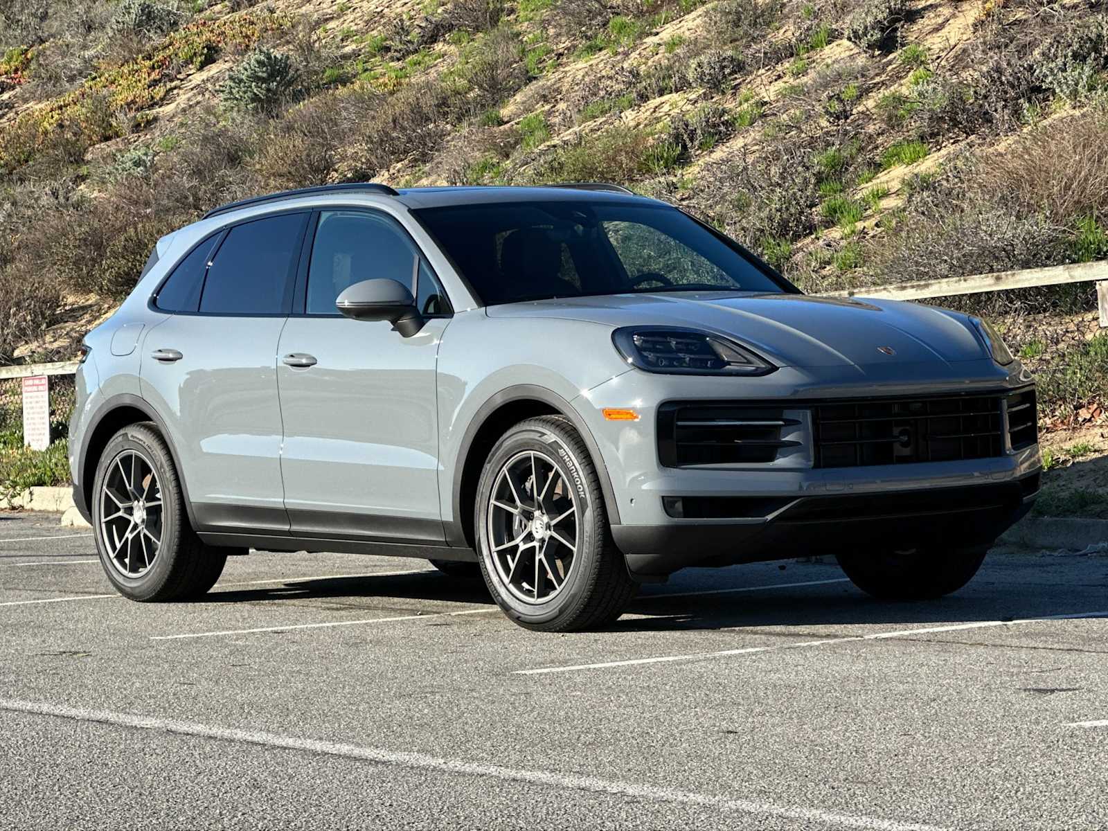 Thumbnail: 2026 Porsche Cayenne - 10