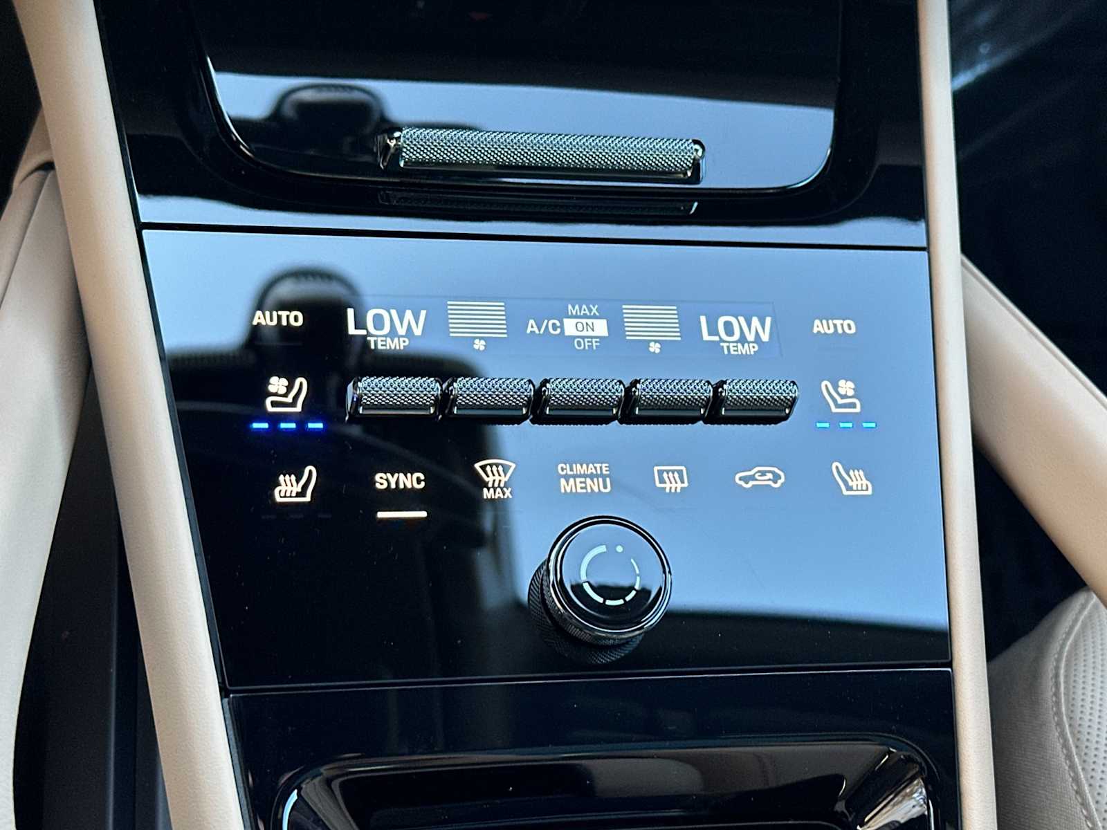 Thumbnail: 2026 Porsche Cayenne - 22