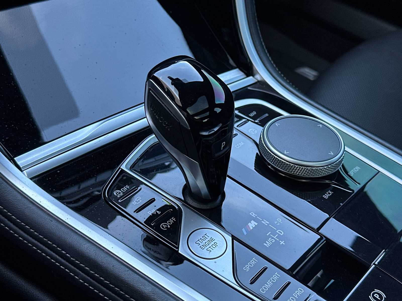 Thumbnail: 2022 BMW 8 Series - 22
