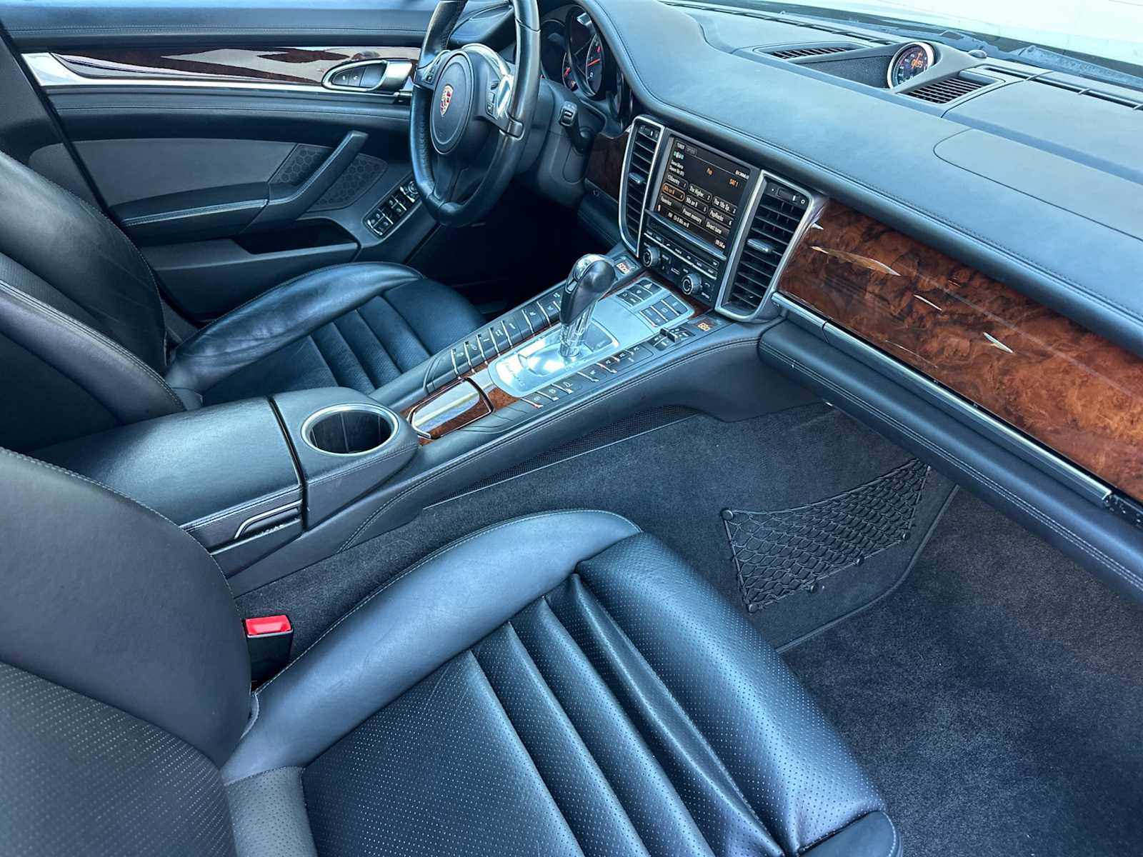 Thumbnail: 2013 Porsche Panamera - 16