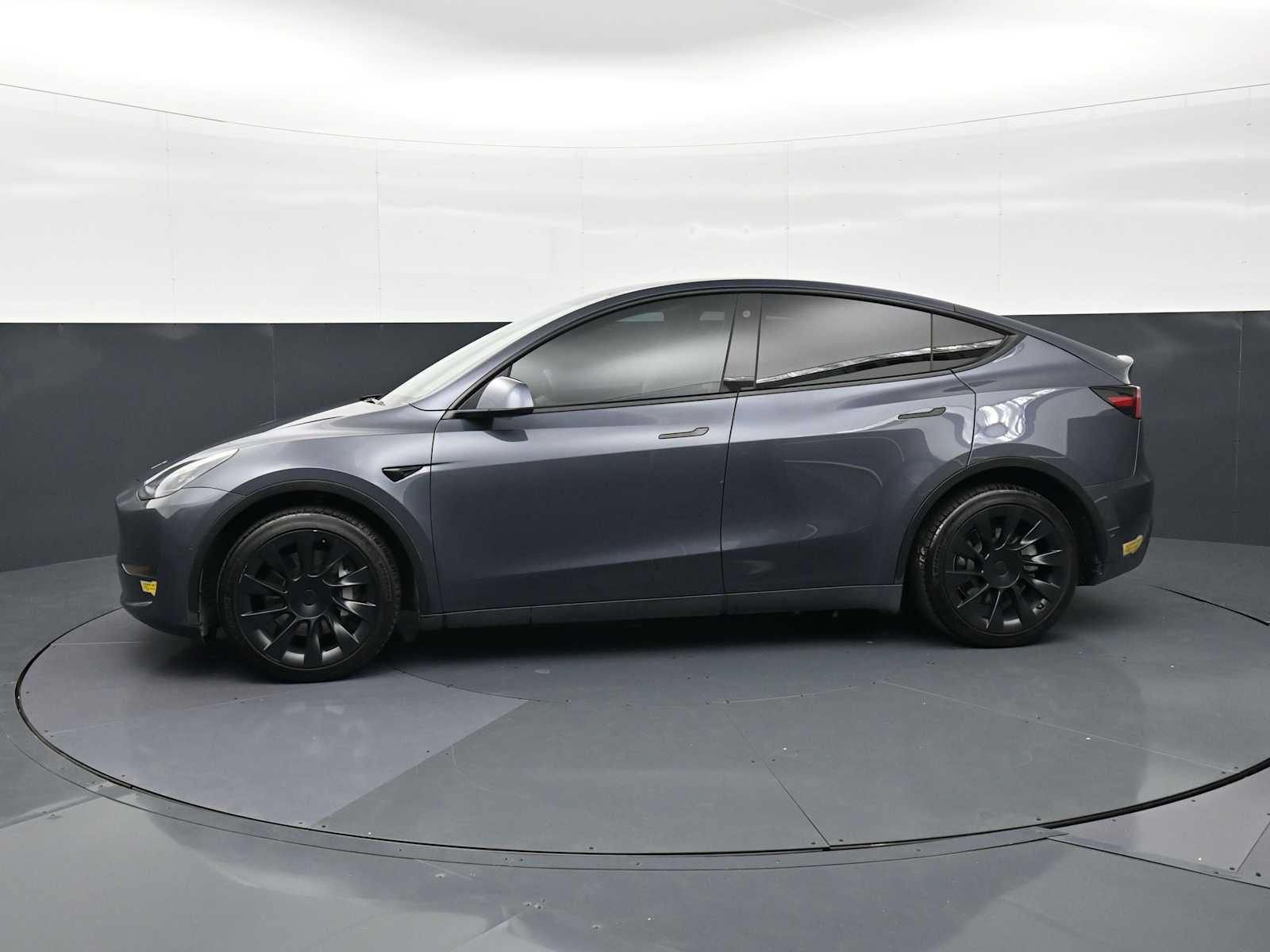 Used 2021 Tesla Model Y Long Range with VIN 5YJYGDEE4MF275730 for sale in Seaside, CA