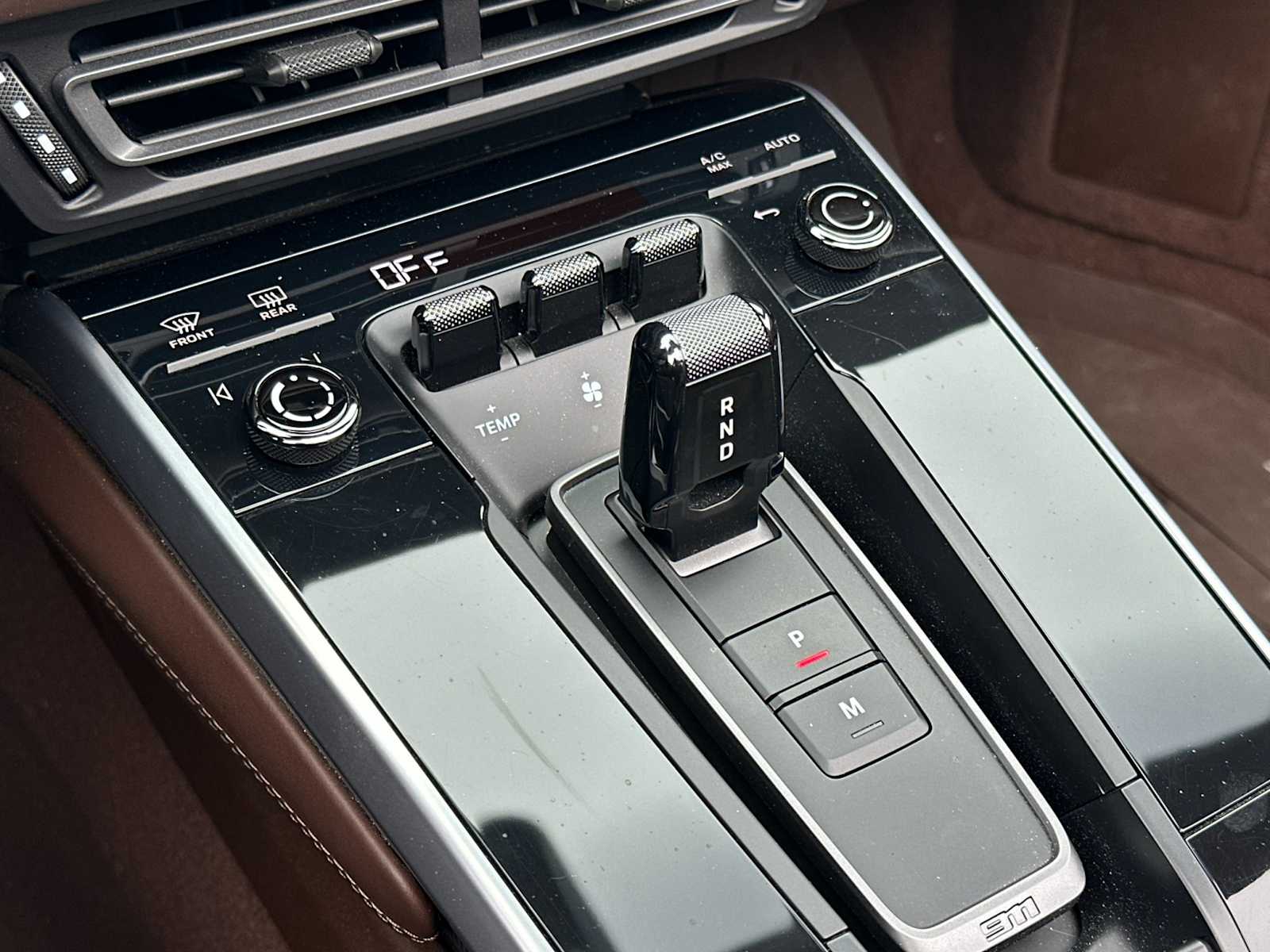 Thumbnail: 2022 Porsche 911 - 23