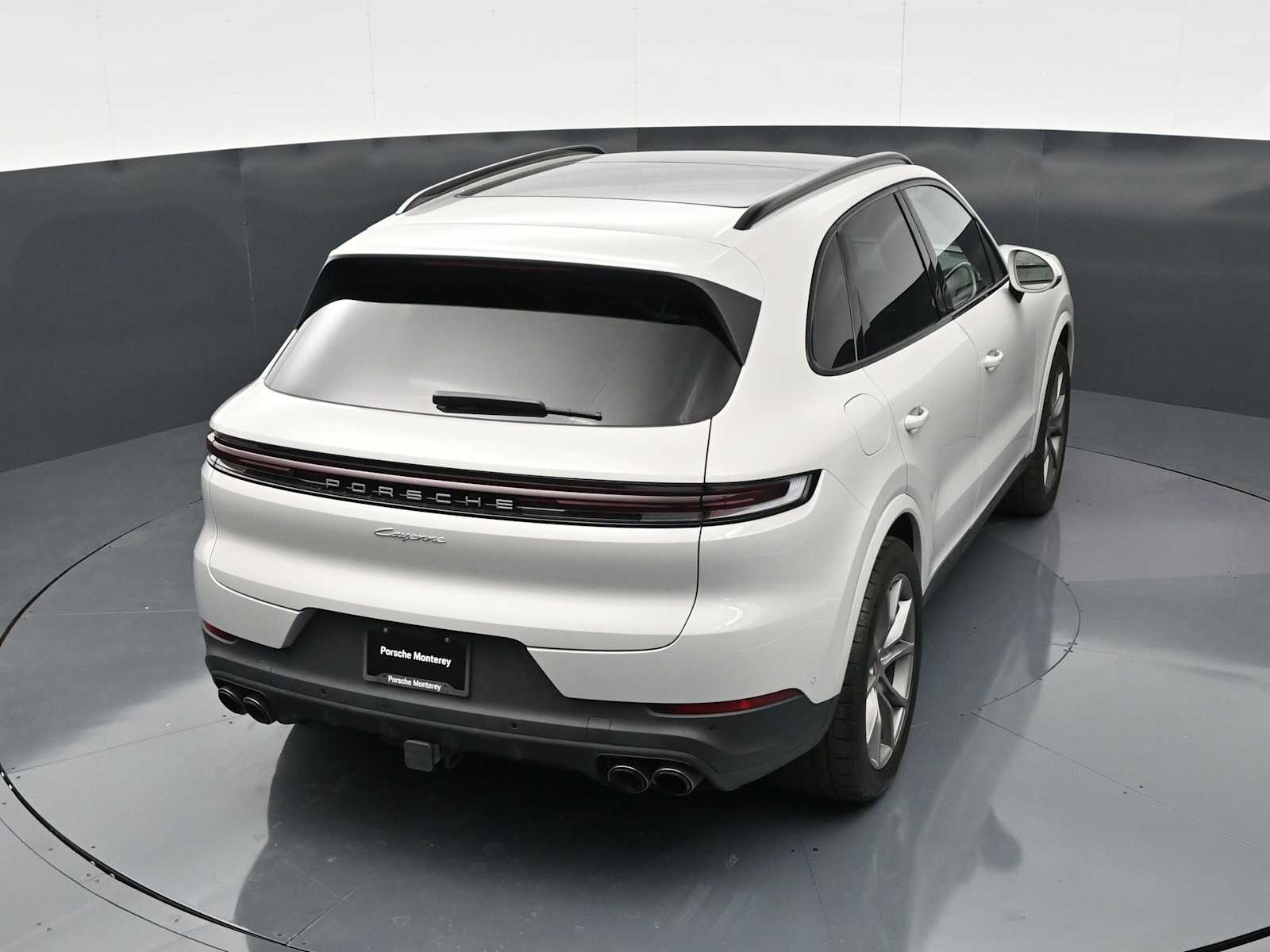 Thumbnail: 2025 Porsche Cayenne - 31