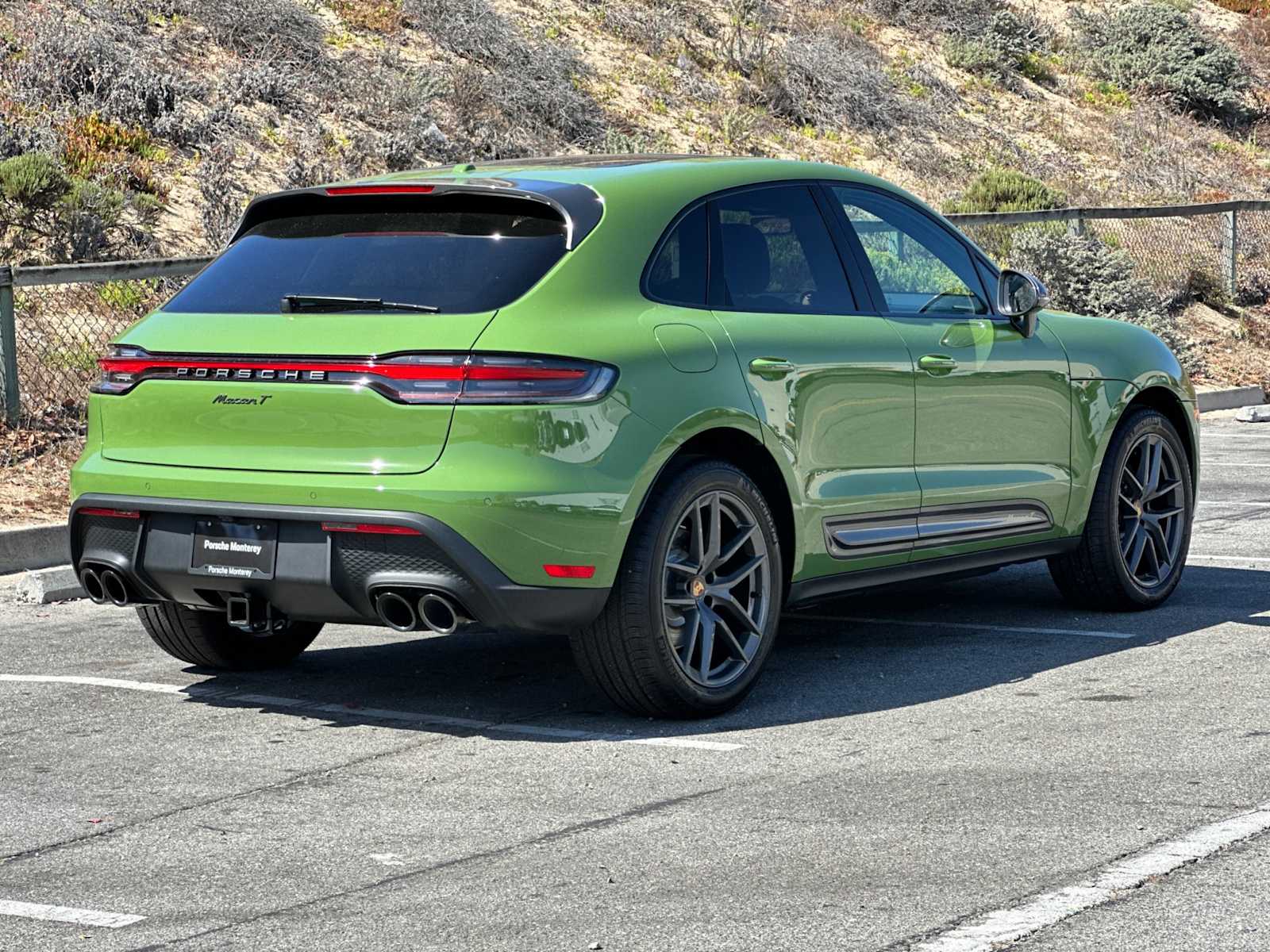 Thumbnail: 2024 Porsche Macan - 7