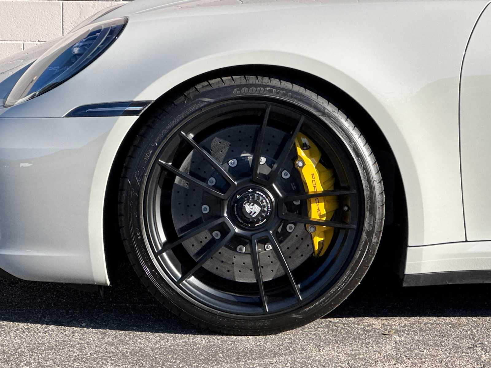 Thumbnail: 2023 Porsche 911 - 27