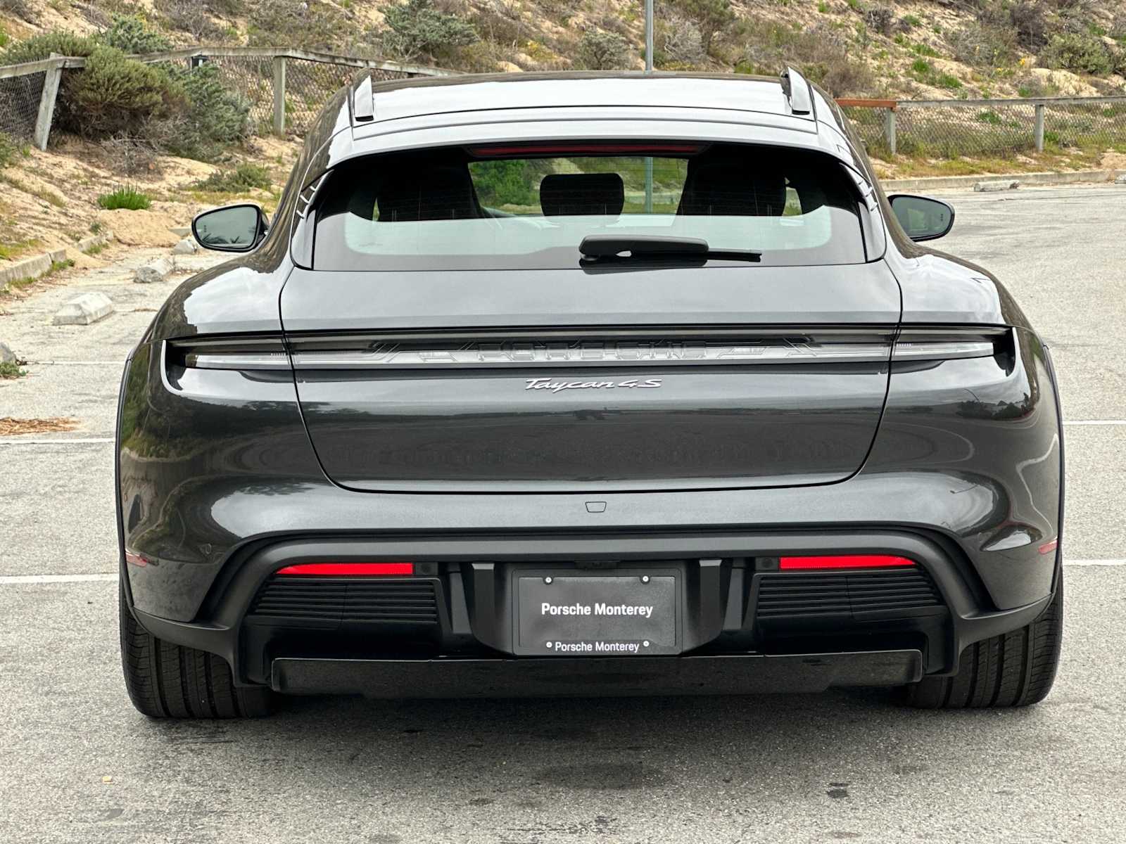Thumbnail: 2025 Porsche Taycan - 8