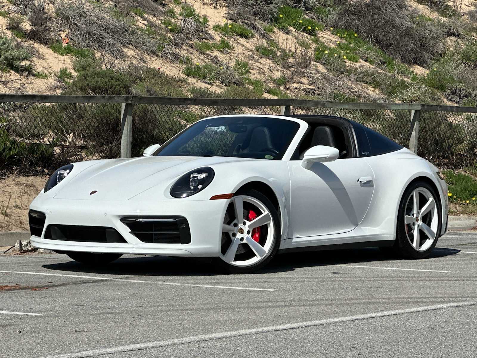 Thumbnail: 2022 Porsche 911 - 1