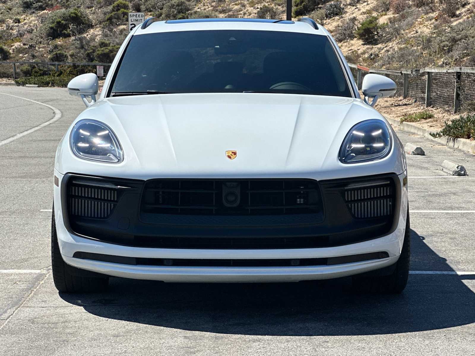 Thumbnail: 2024 Porsche Macan - 11